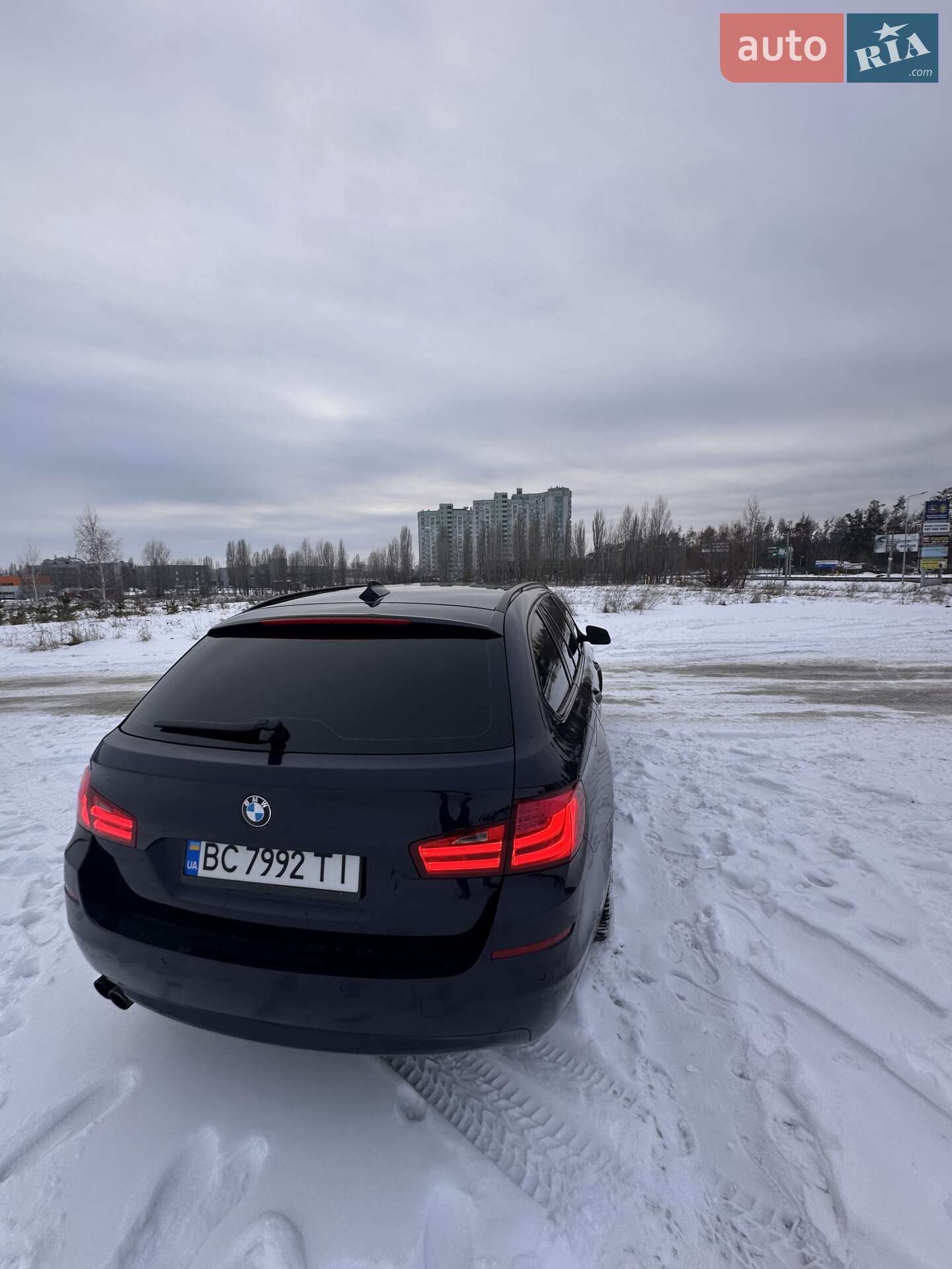 BMW 5 Series 2010 VIN WBAMX51070C760320 фото оголошення 36 з 103