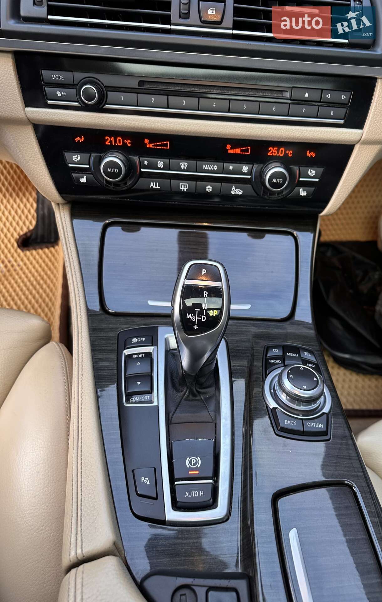 BMW 5 Series 2010 VIN WBAMX51070C760320 фото оголошення 76 з 103
