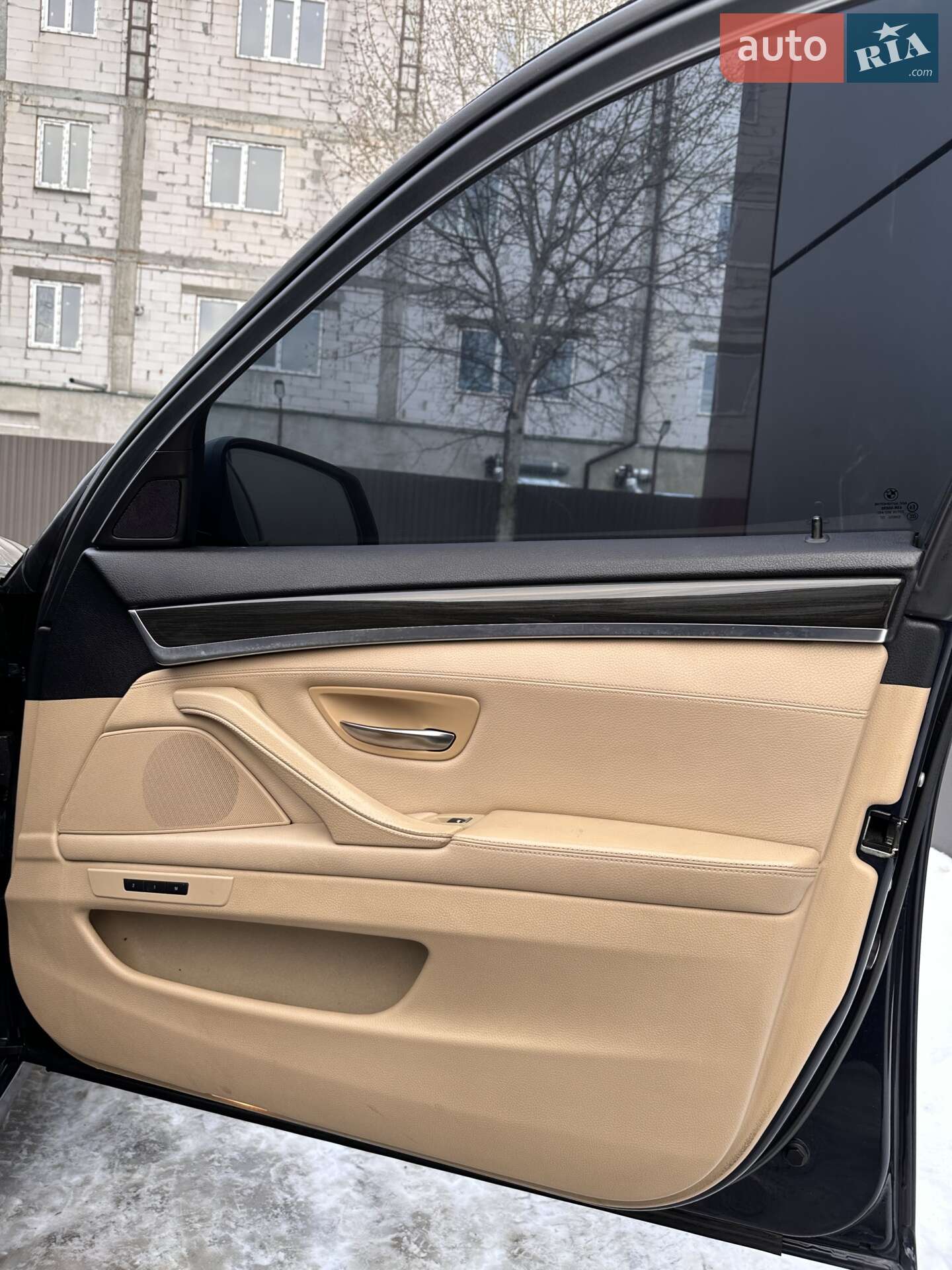 BMW 5 Series 2010 VIN WBAMX51070C760320 фото оголошення 57 з 103