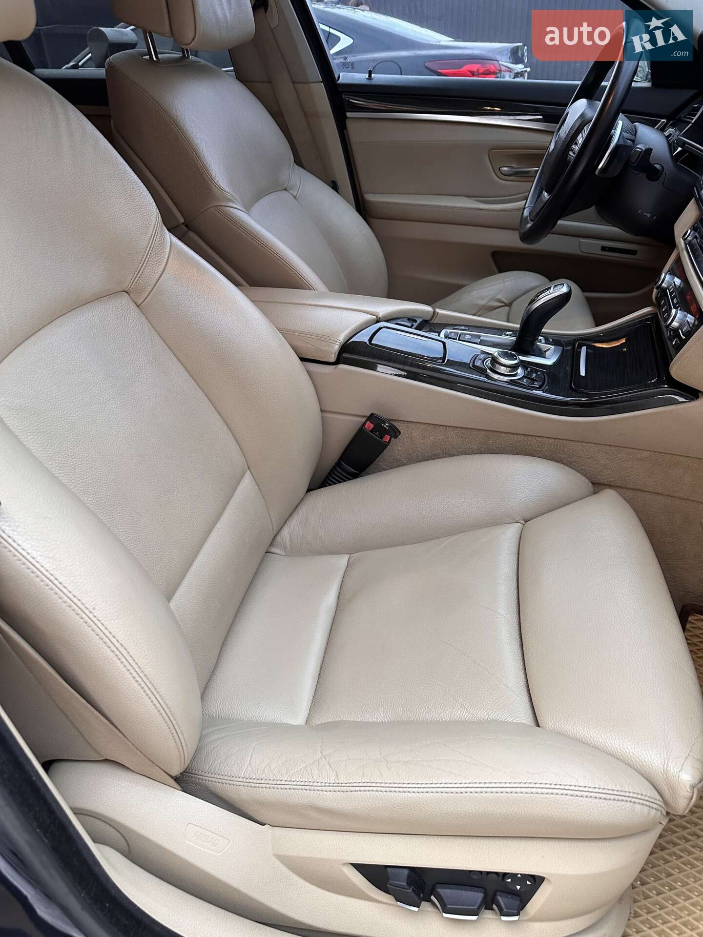BMW 5 Series 2010 VIN WBAMX51070C760320 фото оголошення 63 з 103
