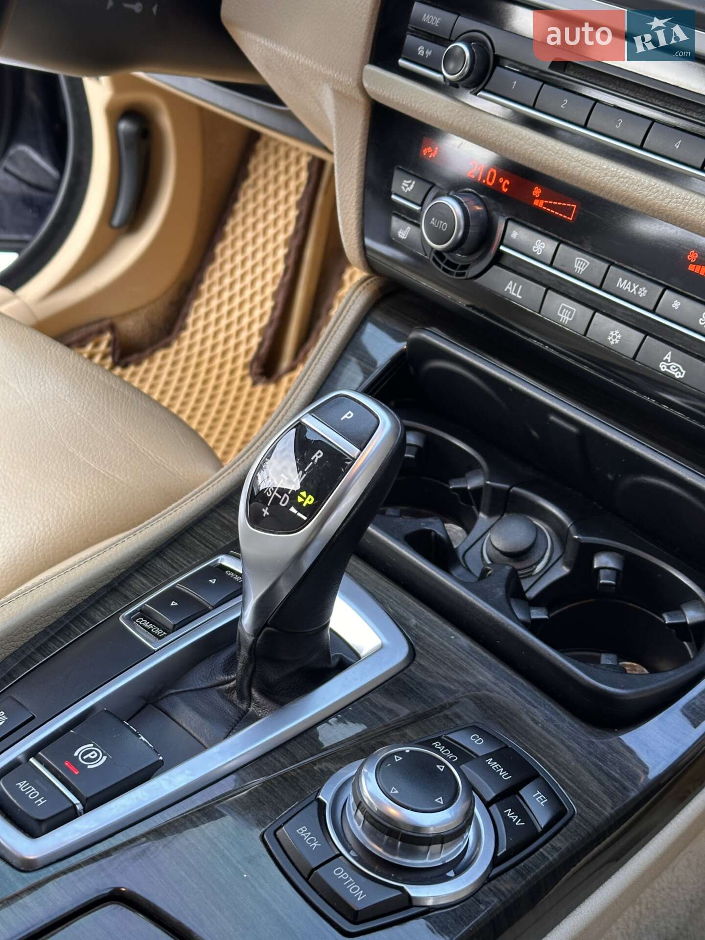 BMW 5 Series 2010 VIN WBAMX51070C760320 фото оголошення 81 з 103
