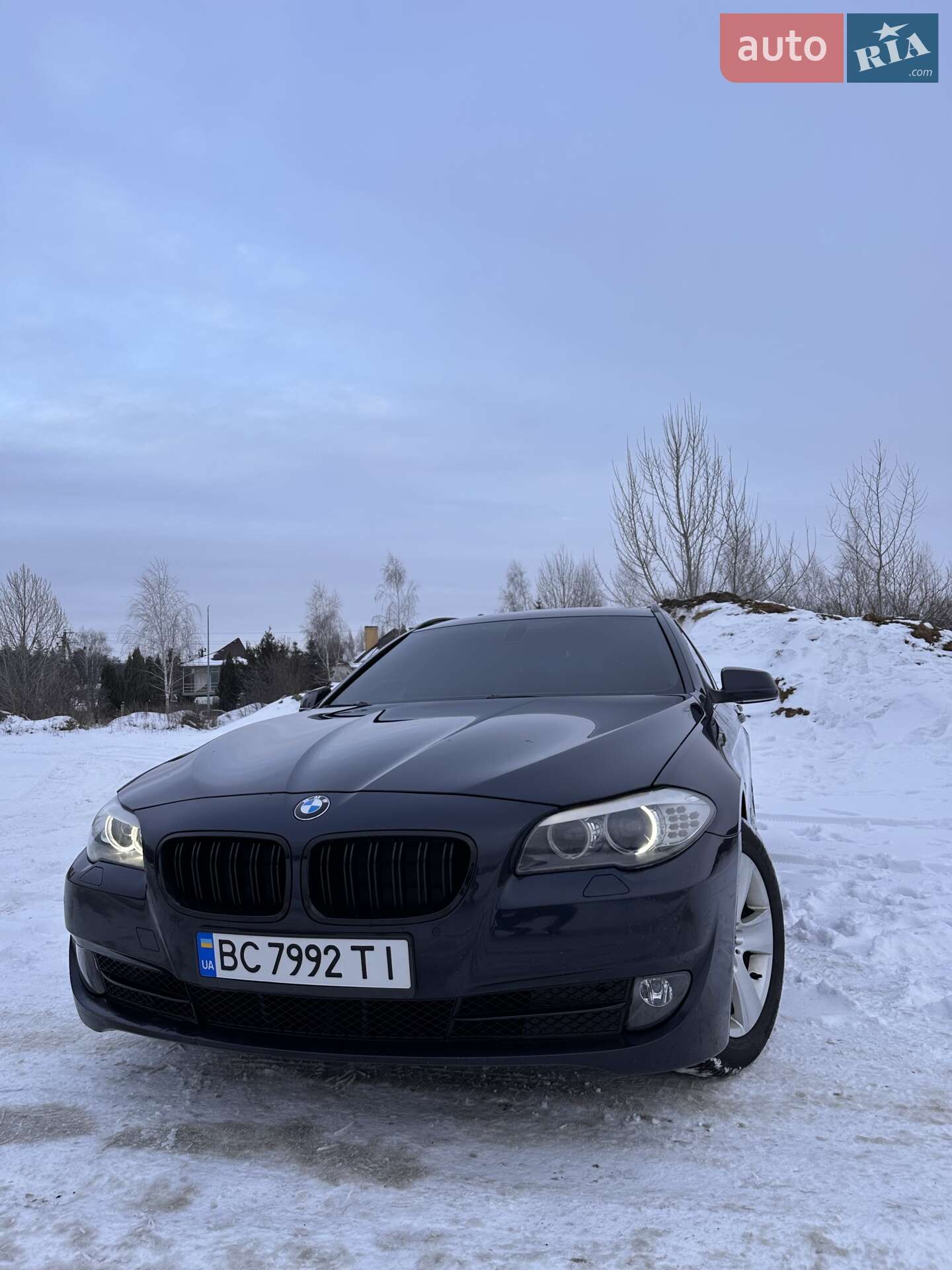 BMW 5 Series 2010 VIN WBAMX51070C760320 фото оголошення 8 з 103