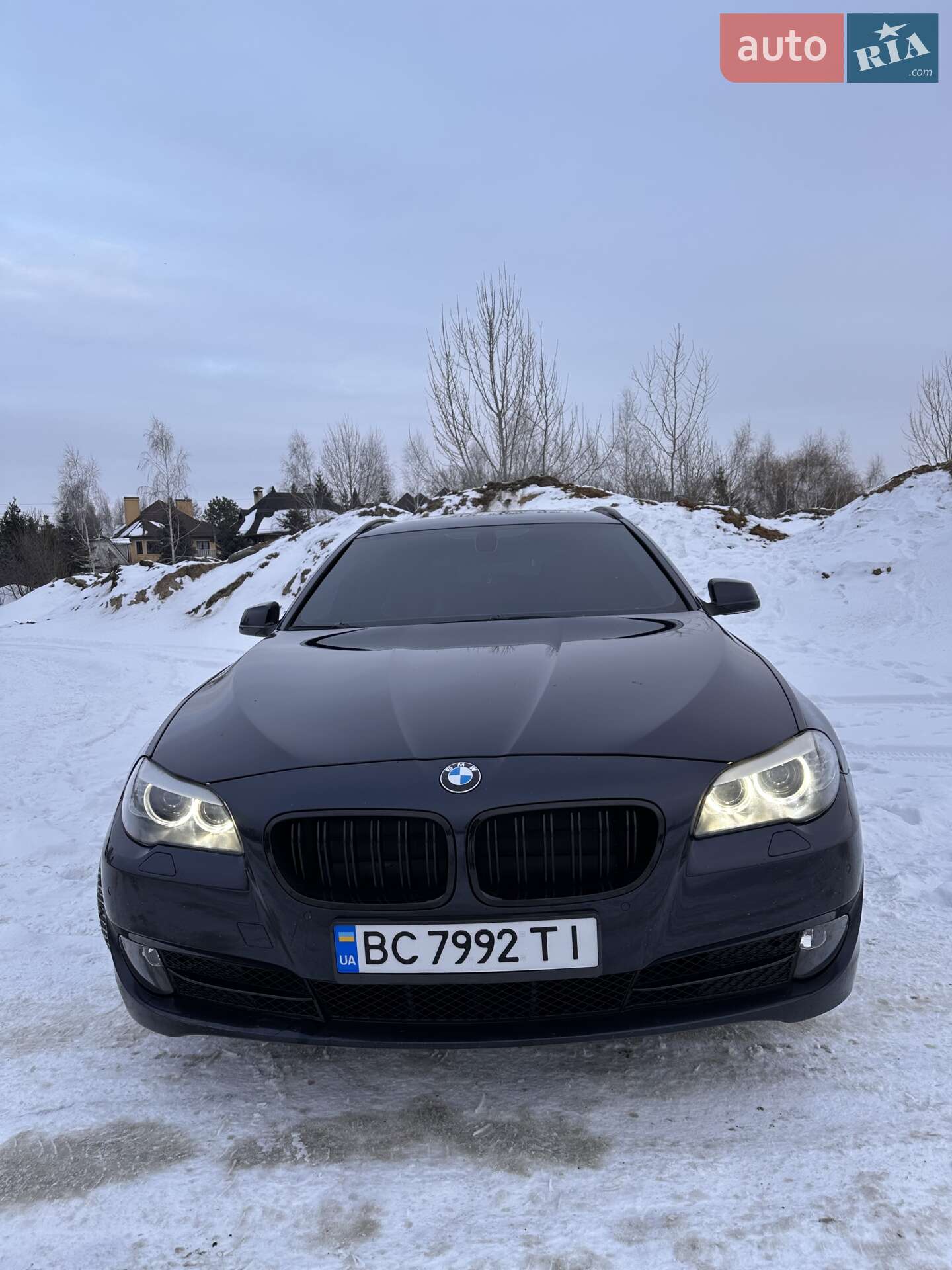BMW 5 Series 2010 VIN WBAMX51070C760320 фото оголошення 3 з 103