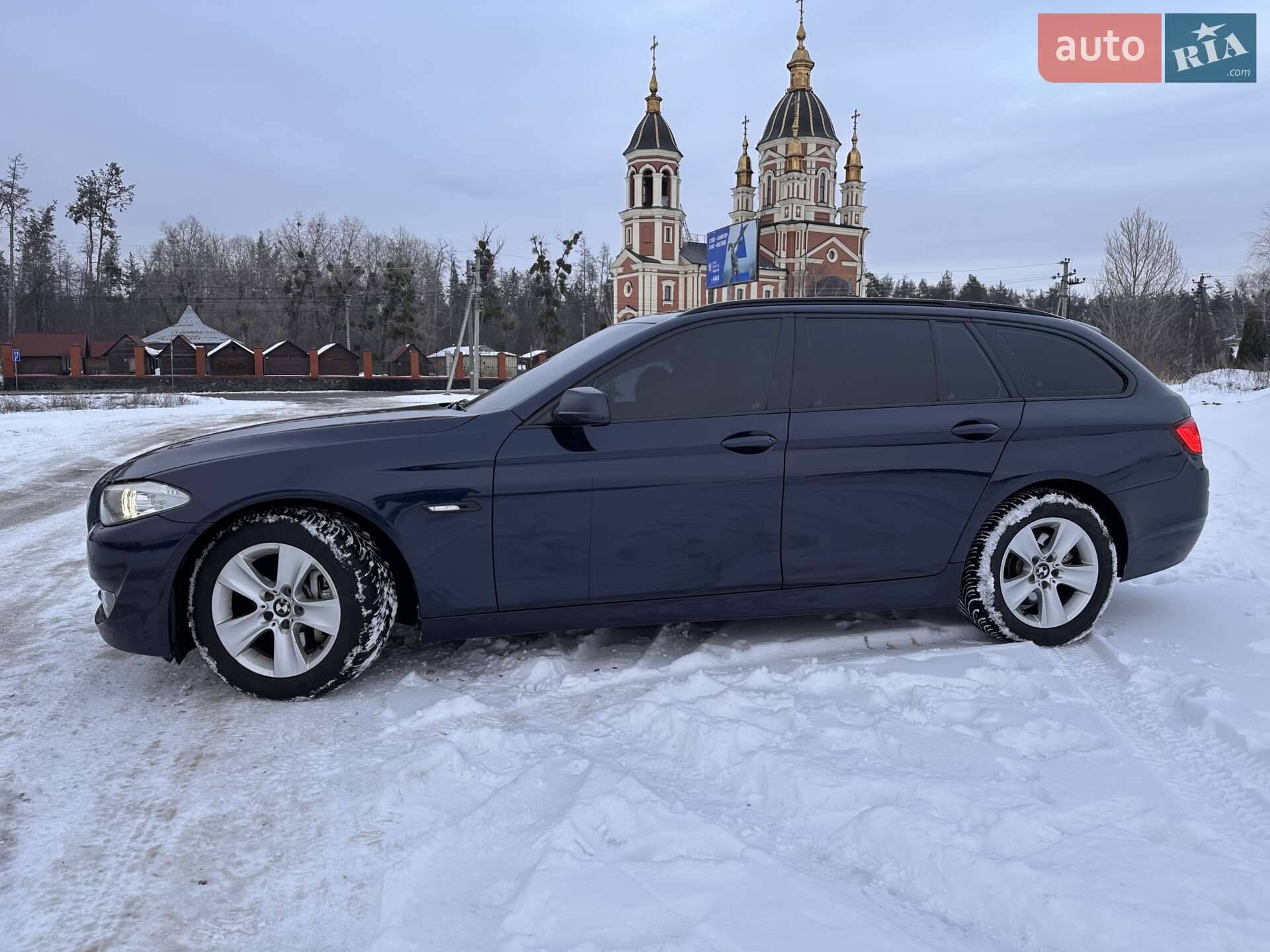 BMW 5 Series 2010 VIN WBAMX51070C760320 фото оголошення 19 з 103