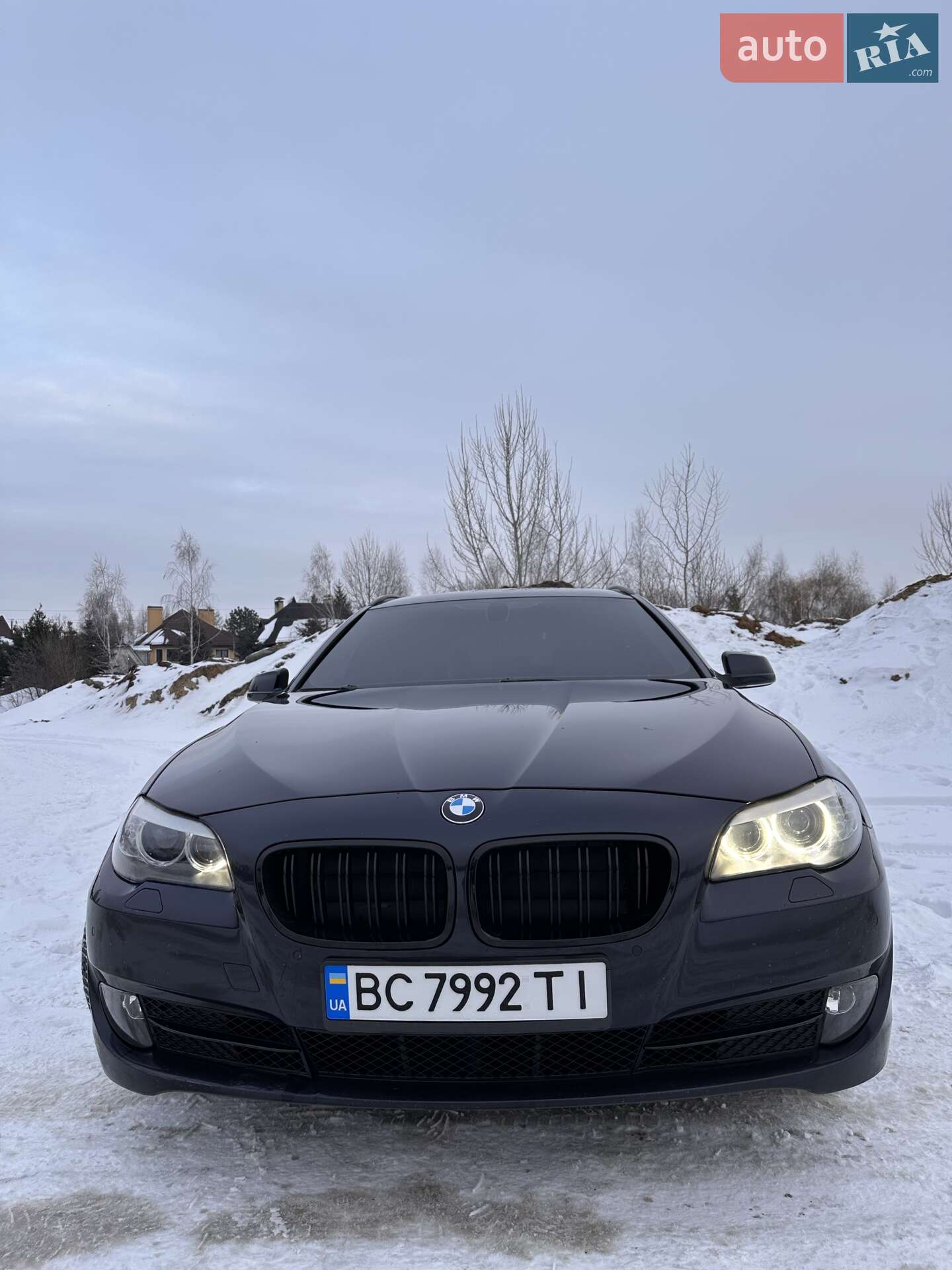 BMW 5 Series 2010 VIN WBAMX51070C760320 фото оголошення 4 з 103