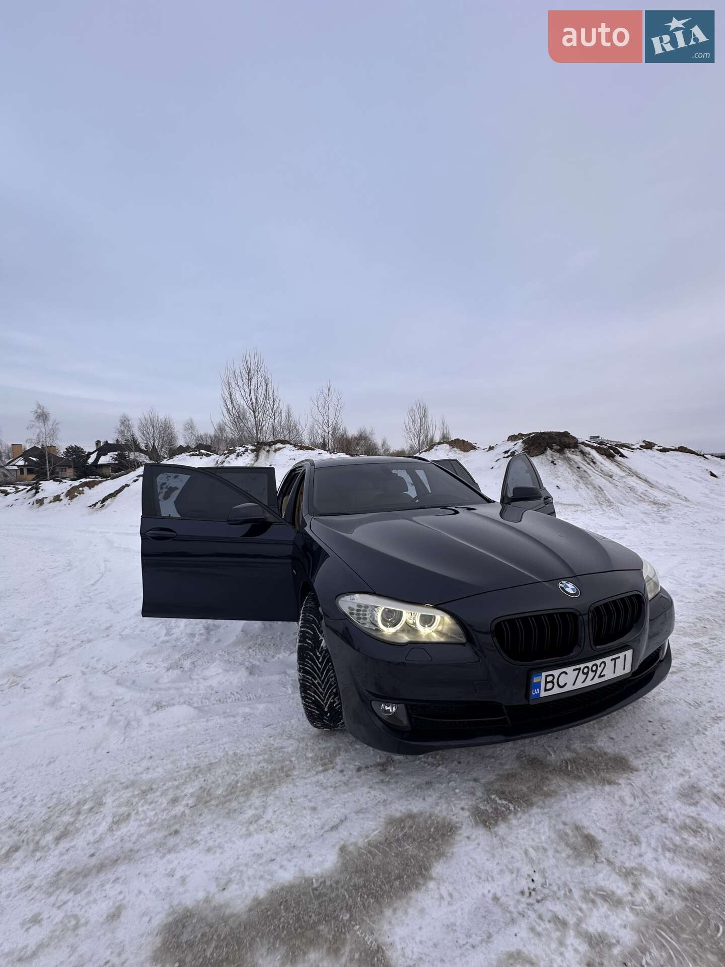 BMW 5 Series 2010 VIN WBAMX51070C760320 фото оголошення 25 з 103