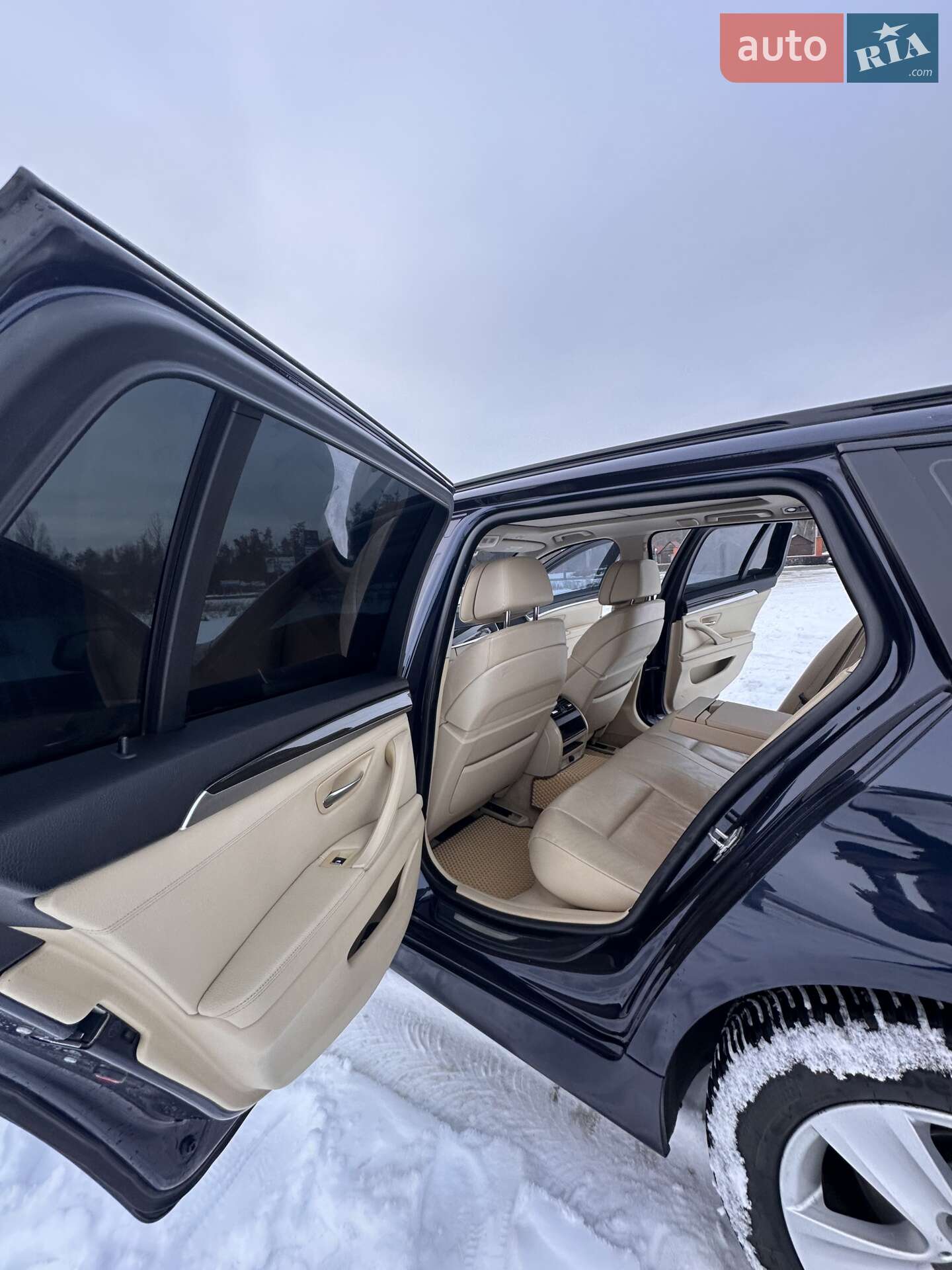 BMW 5 Series 2010 VIN WBAMX51070C760320 фото оголошення 53 з 103
