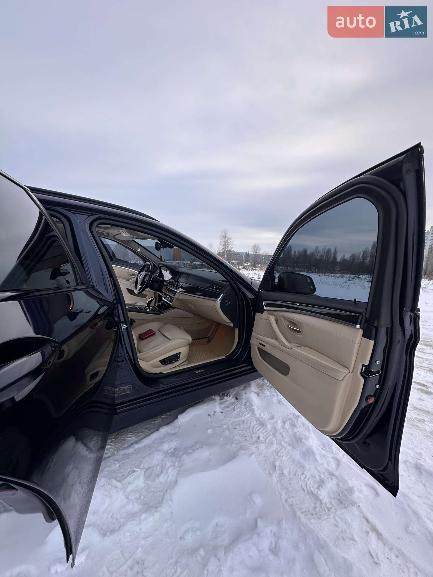 BMW 5 Series 2010 VIN WBAMX51070C760320 фото оголошення 54 з 103