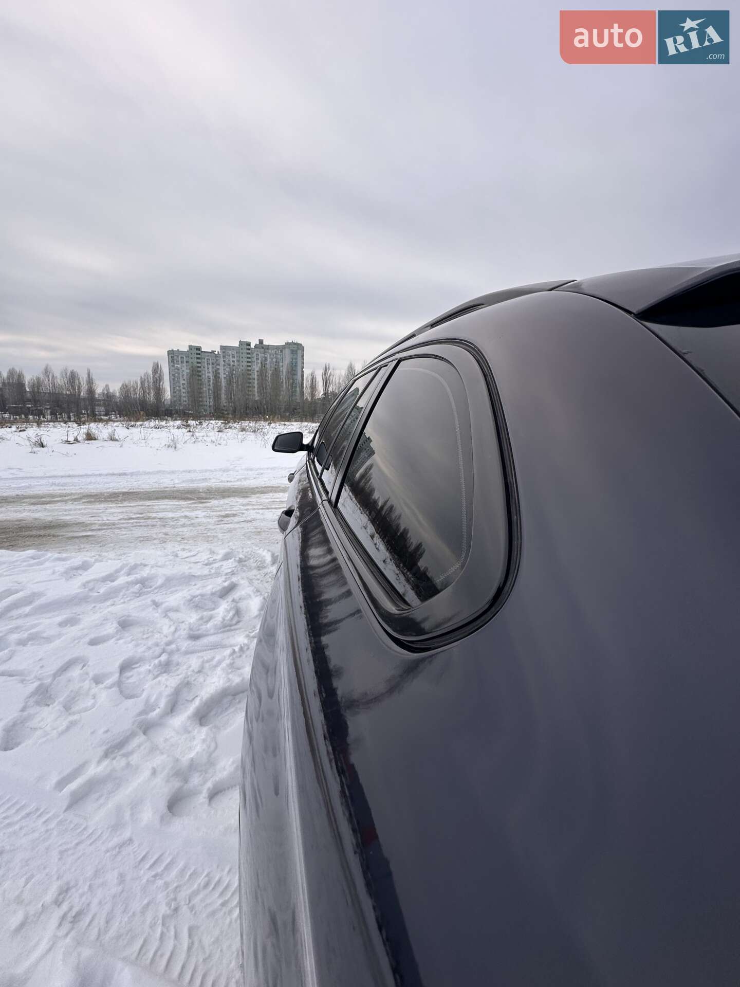 BMW 5 Series 2010 VIN WBAMX51070C760320 фото оголошення 50 з 103
