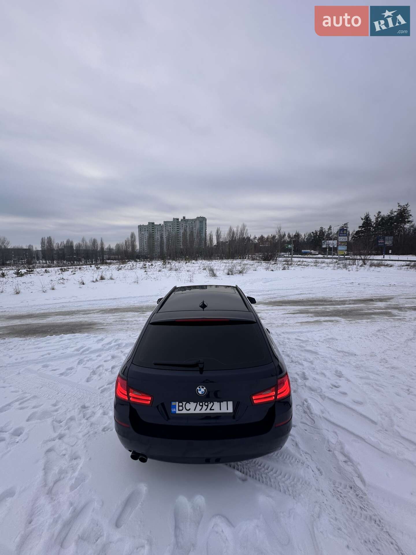BMW 5 Series 2010 VIN WBAMX51070C760320 фото оголошення 29 з 103