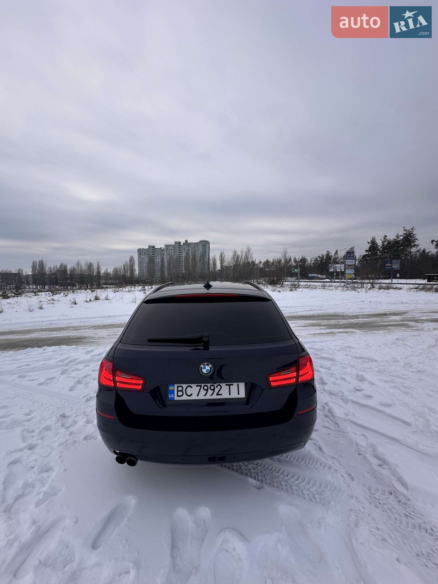 BMW 5 Series 2010 VIN WBAMX51070C760320 фото оголошення 32 з 103