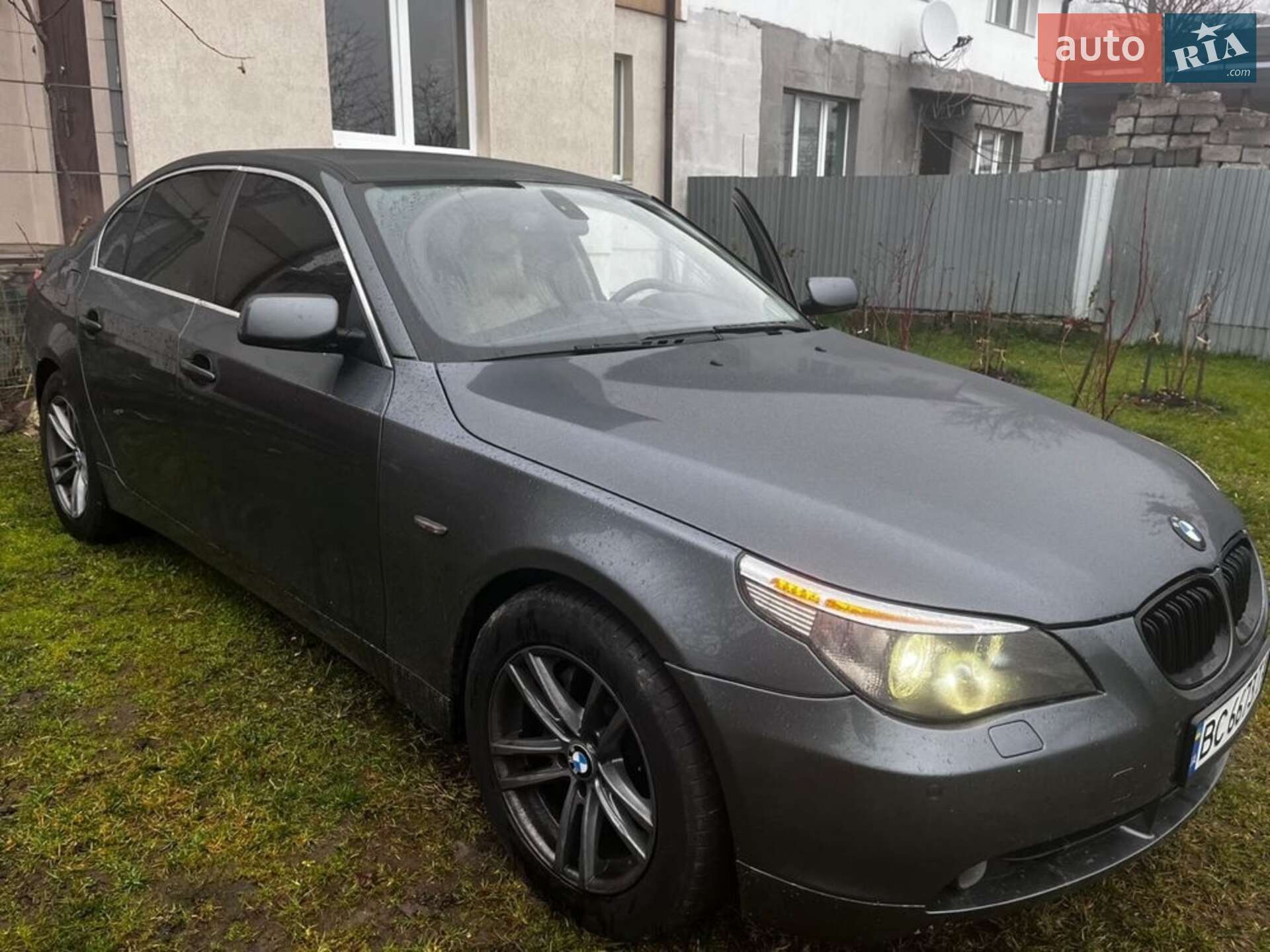 BMW 5 Series 2006 VIN WBANM71080CP16576 фото оголошення 3 з 8