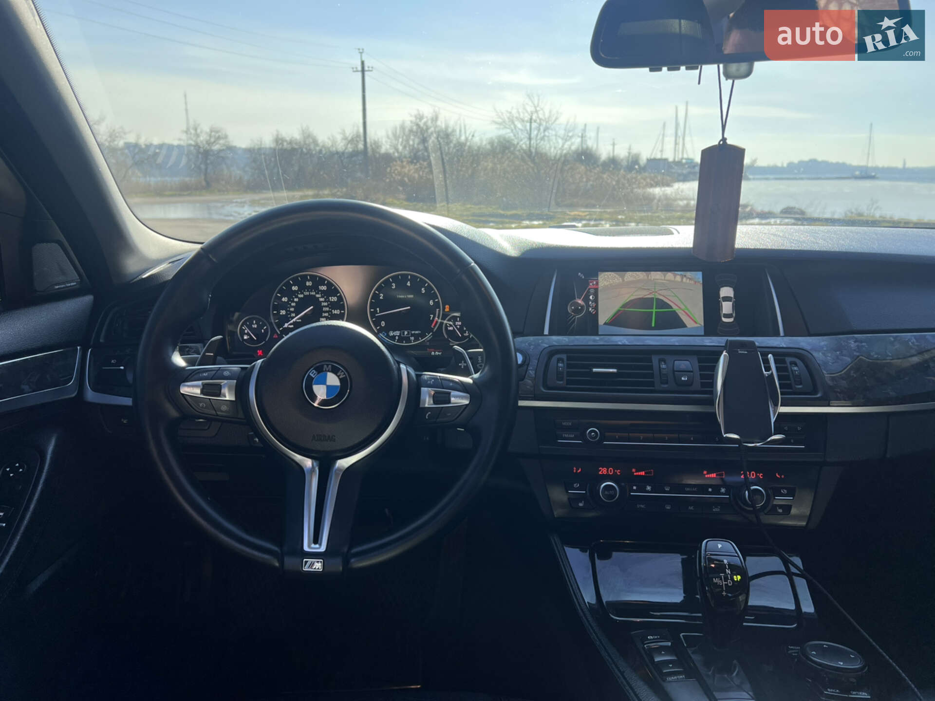 BMW 5 Series 2015 VIN WBA5A7C58GG144218 фото оголошення 9 з 20