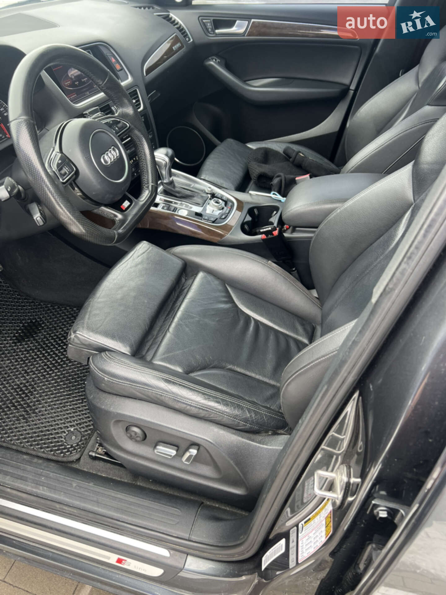 Audi Q5 2015 VIN WA1DGAFP0FA139680 фото оголошення 4 з 27