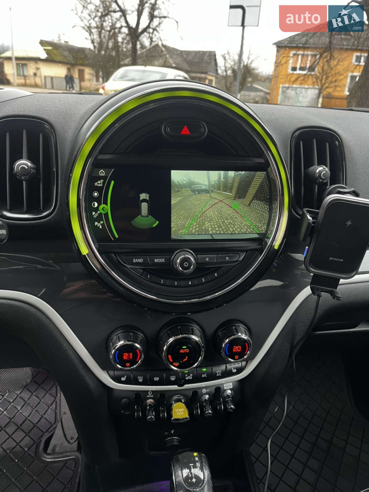 Mini Countryman 2018 VIN WMZYU7C5XK3F93765 фото оголошення 24 з 25