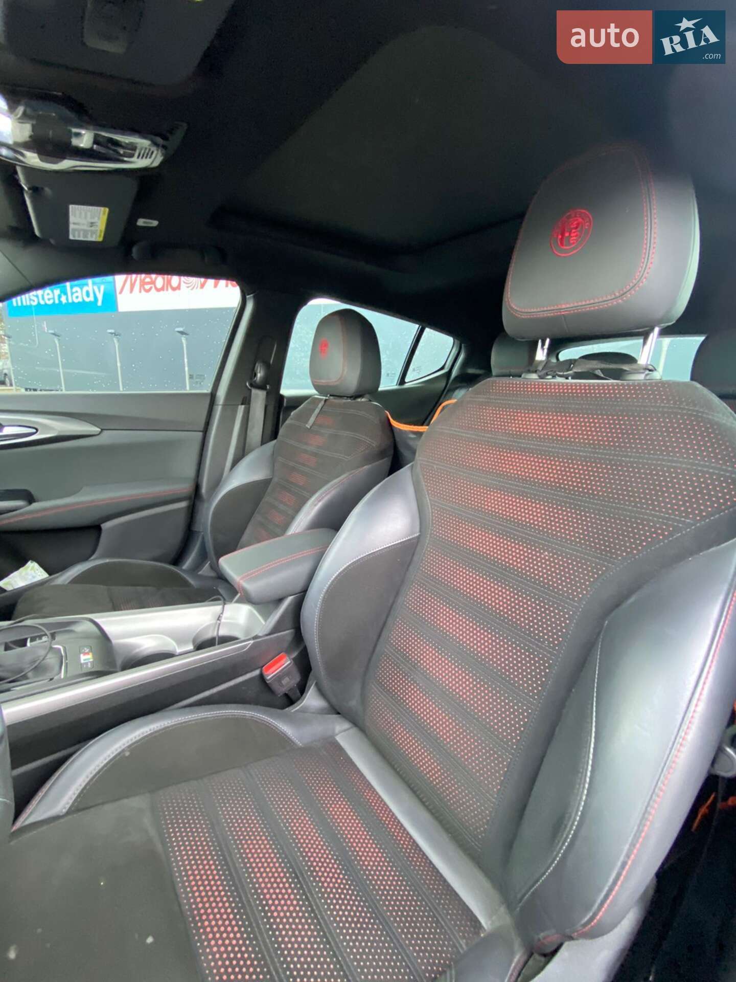 Alfa Romeo Tonale 2023 VIN ZASPATDW7R3034688 фото оголошення 10 з 14