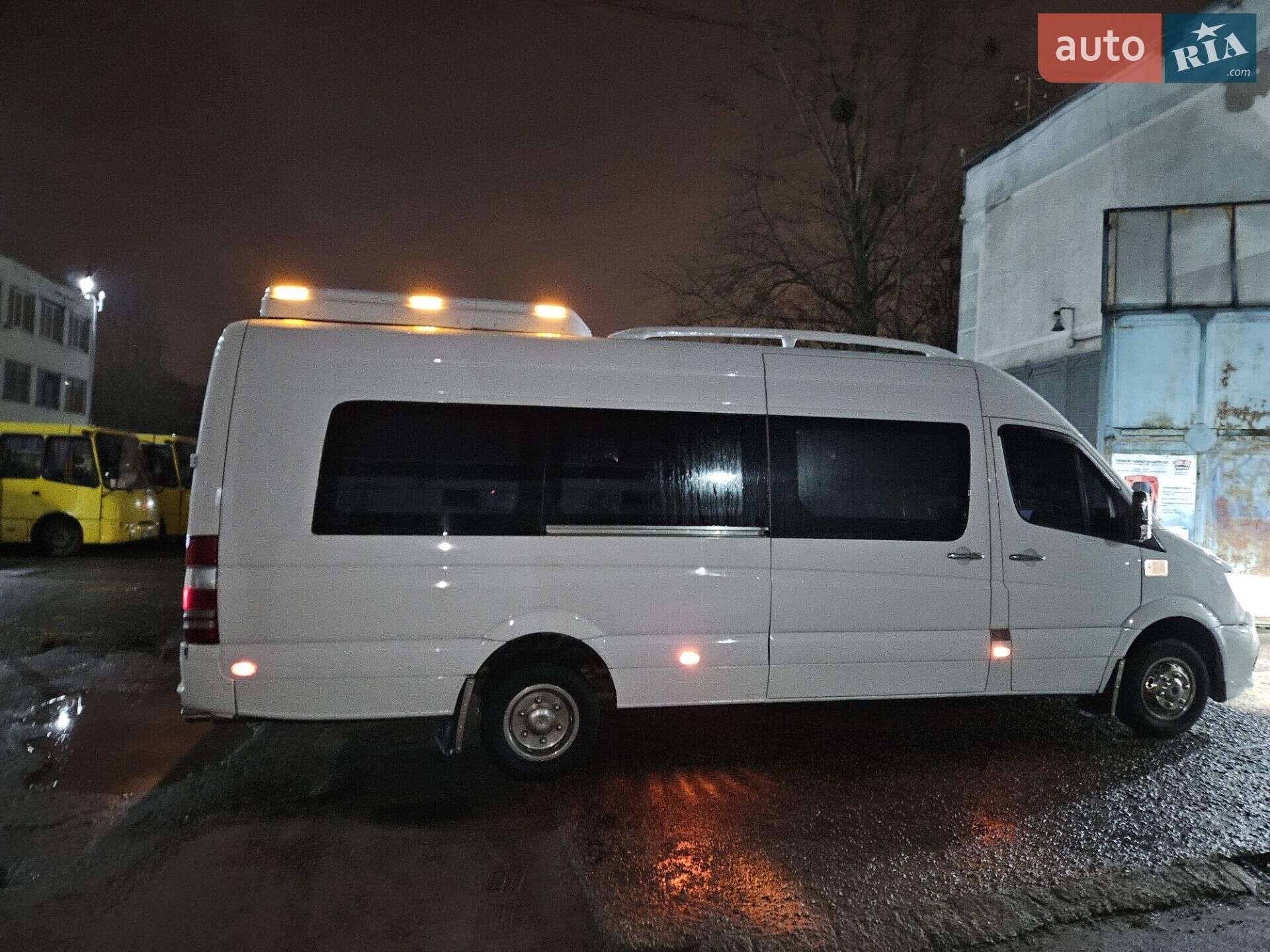 Mercedes-Benz Sprinter 2010 VIN WDB906657AS467982 фото оголошення 4 з 8