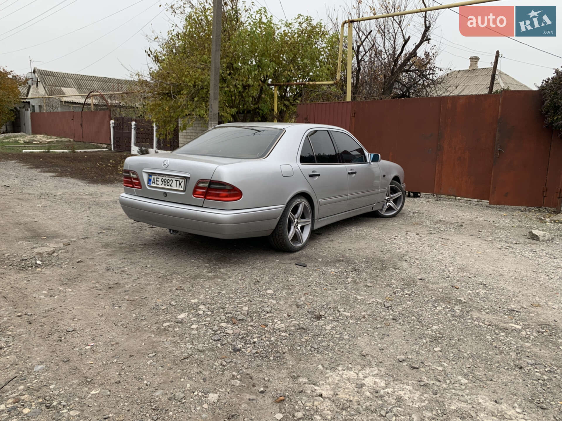 Mercedes-Benz E-Class 1995 VIN WDB2100371A056643 фото оголошення 3 з 22