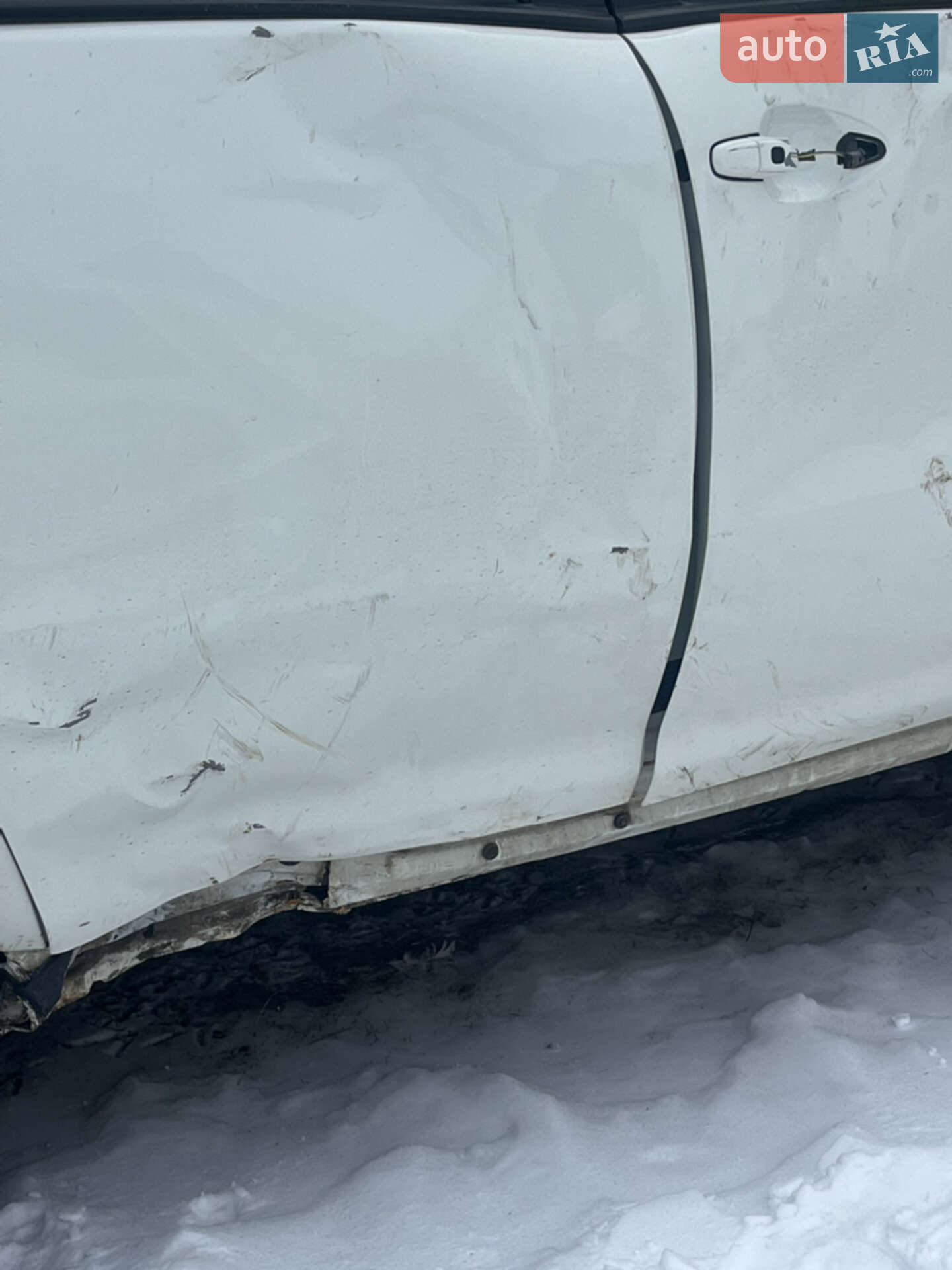 BYD S6 2013 VIN LC0C14DG5E1000723 фото оголошення 5 з 6