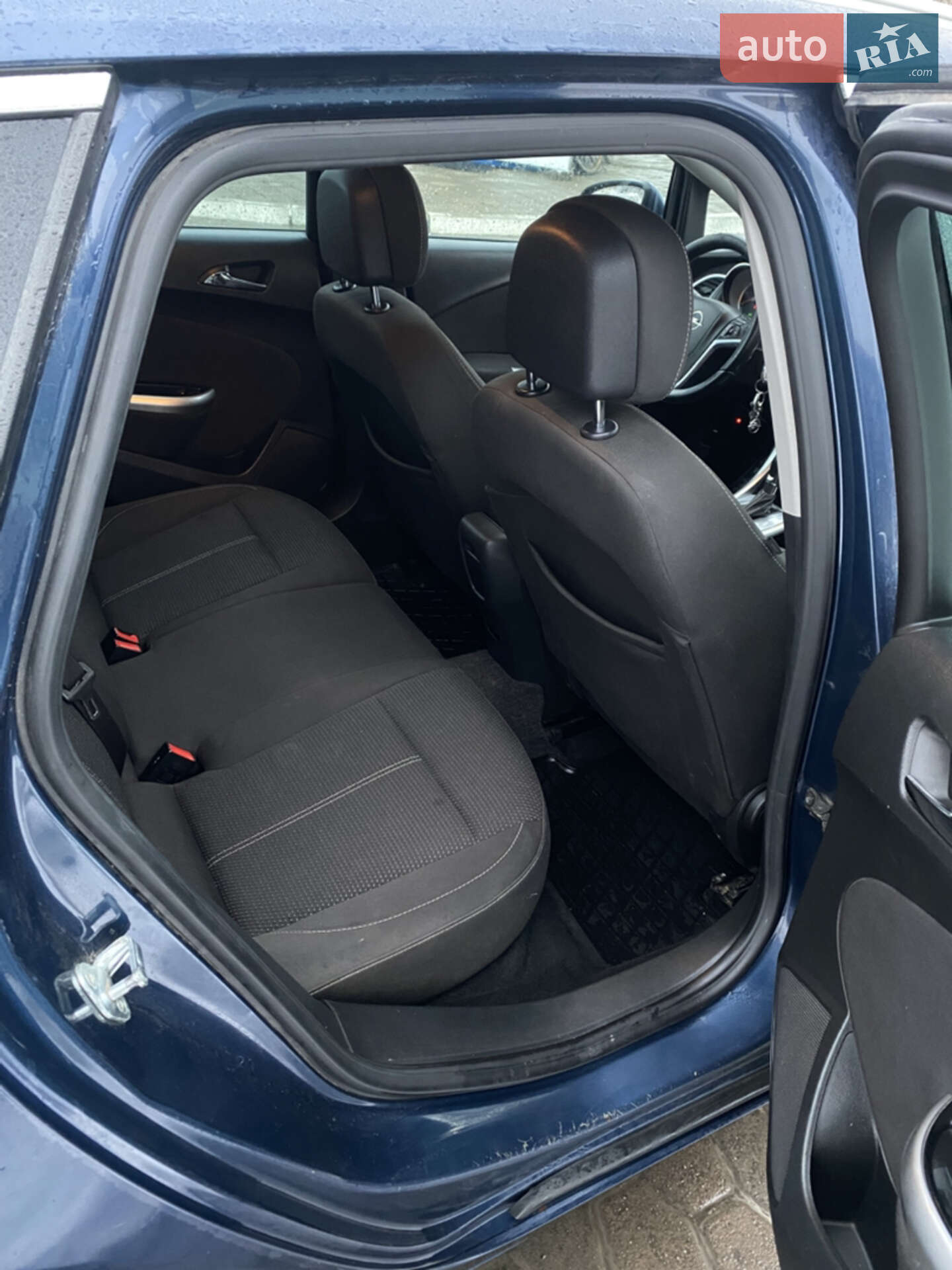 Opel Astra 2011 VIN W0LPF8EN6C8050759 фото оголошення 9 з 39