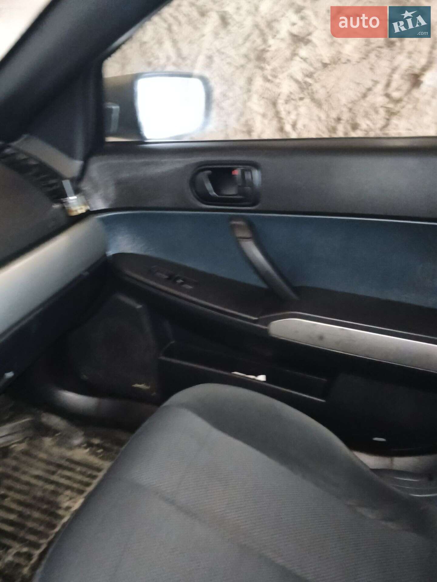 Mitsubishi Galant 2004 VIN 4A3AB36F54E123049 фото оголошення 5 з 17