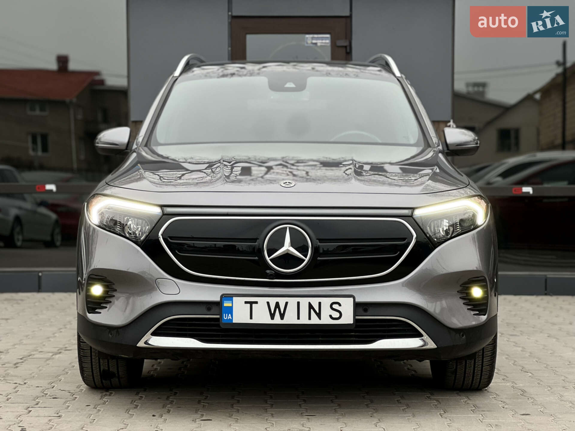 Mercedes-Benz EQB 2023 VIN W1N9M0KB6PN068920 фото оголошення 2 з 36