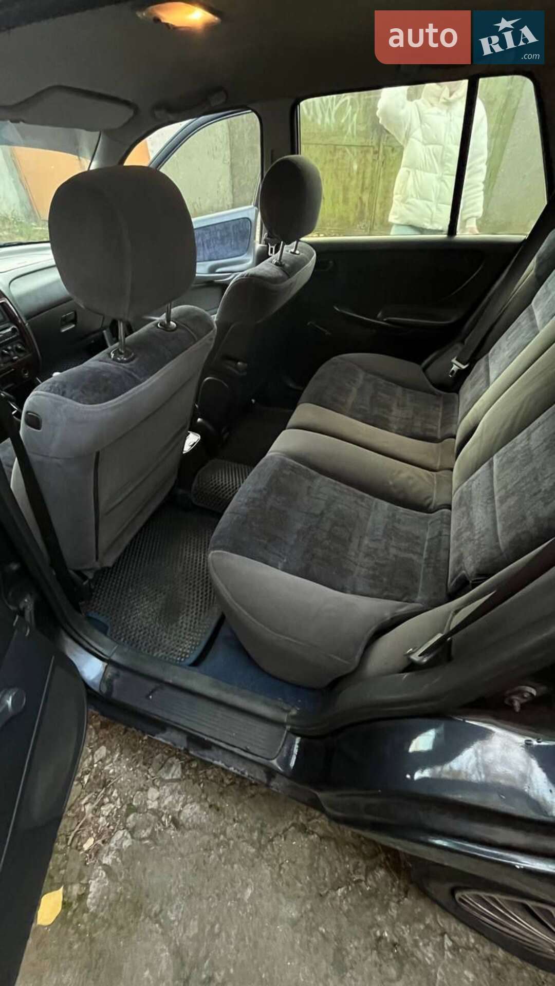 Mazda 626 1998 VIN JMZGW19P201109056 фото оголошення 9 з 14