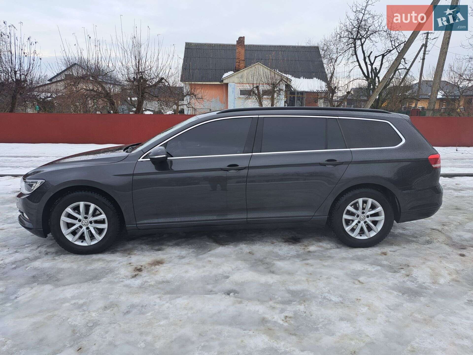 Volkswagen Passat 2017 VIN WVWZZZ3CZJE011837 фото оголошення 3 з 19