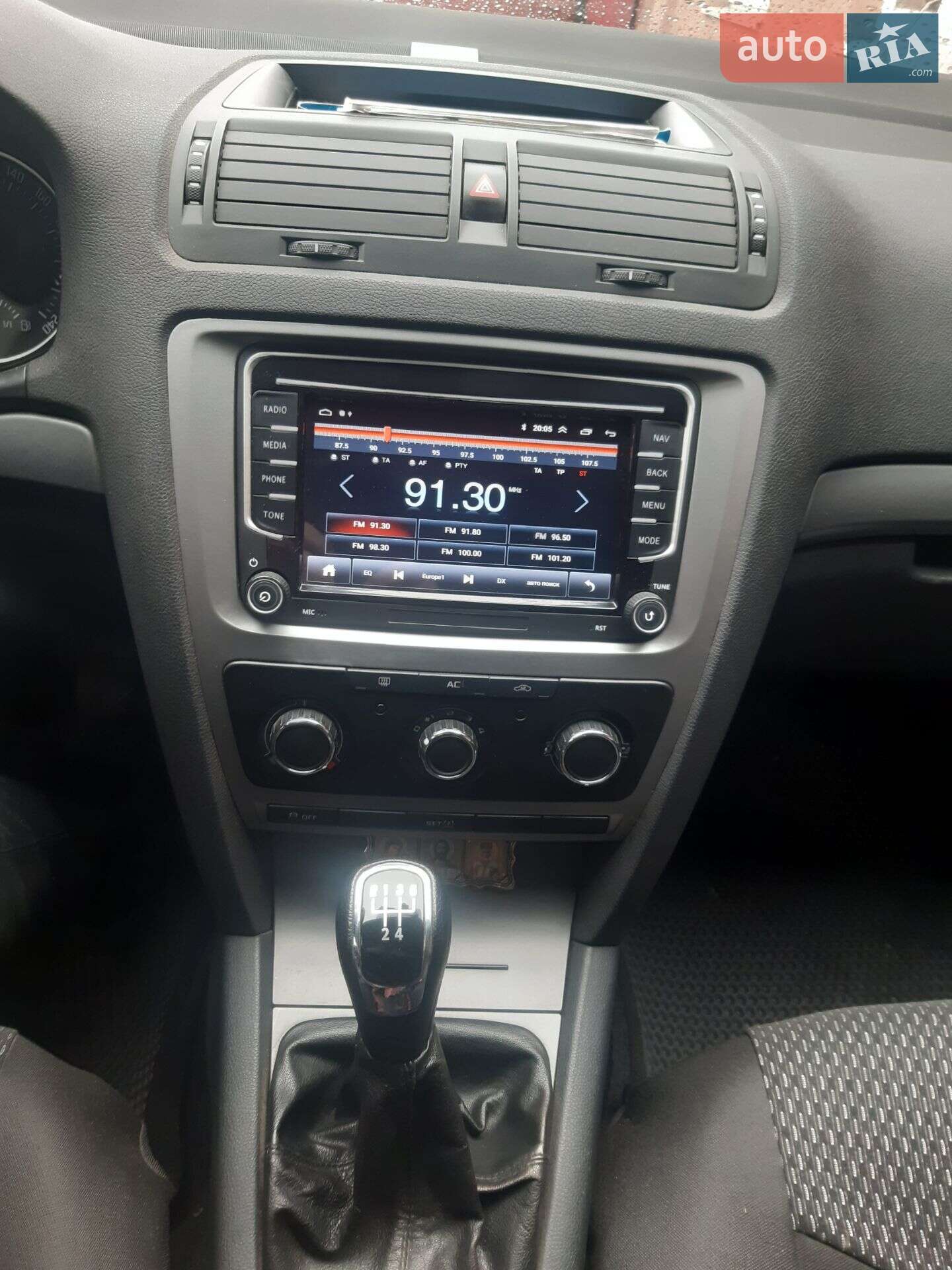 Skoda Octavia 2011 VIN TMBJT61Z3B2138232 фото оголошення 2 з 19