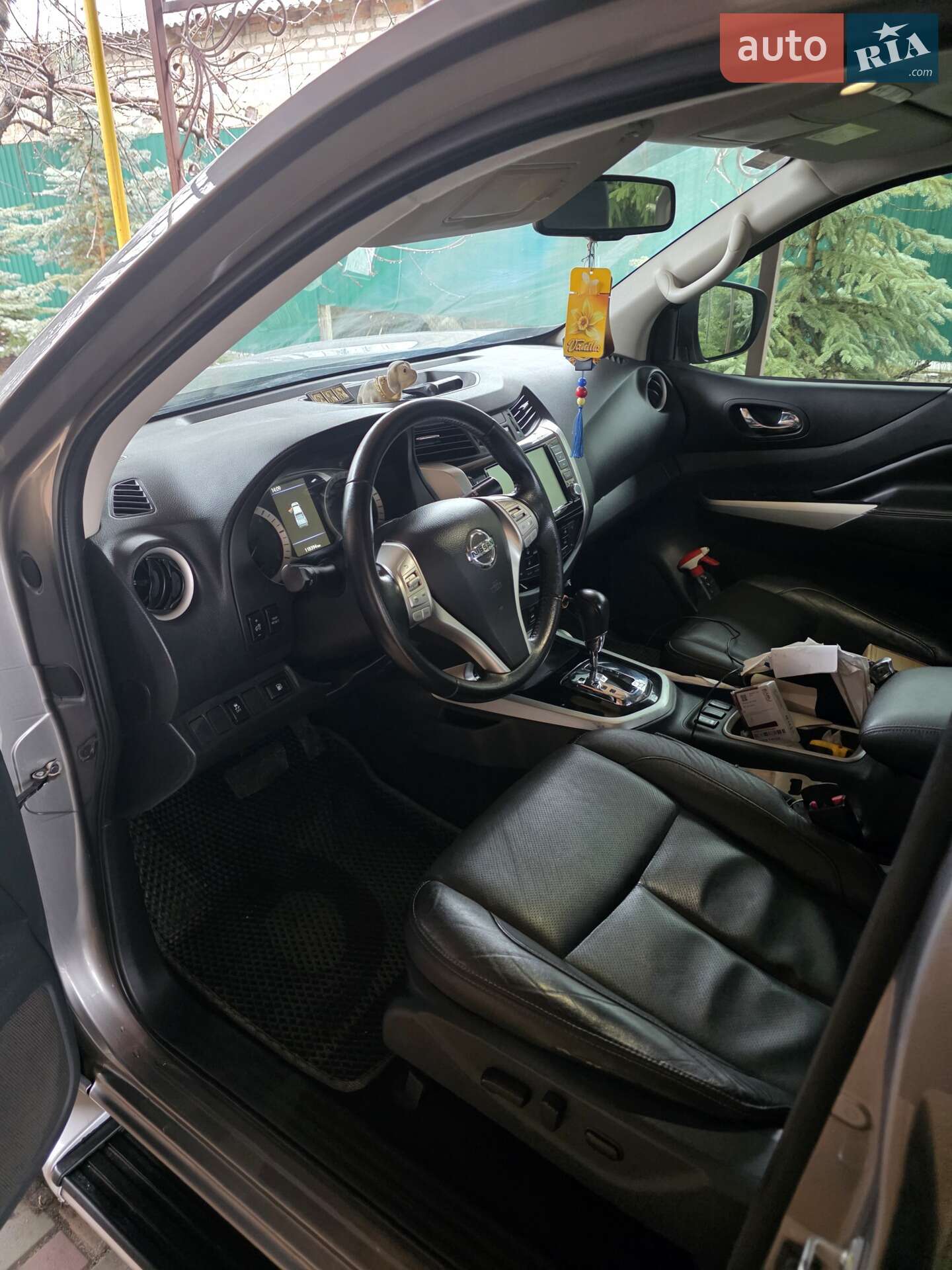 Nissan Navara 2019 VIN VSKCTND23U0142516 фото оголошення 12 з 14
