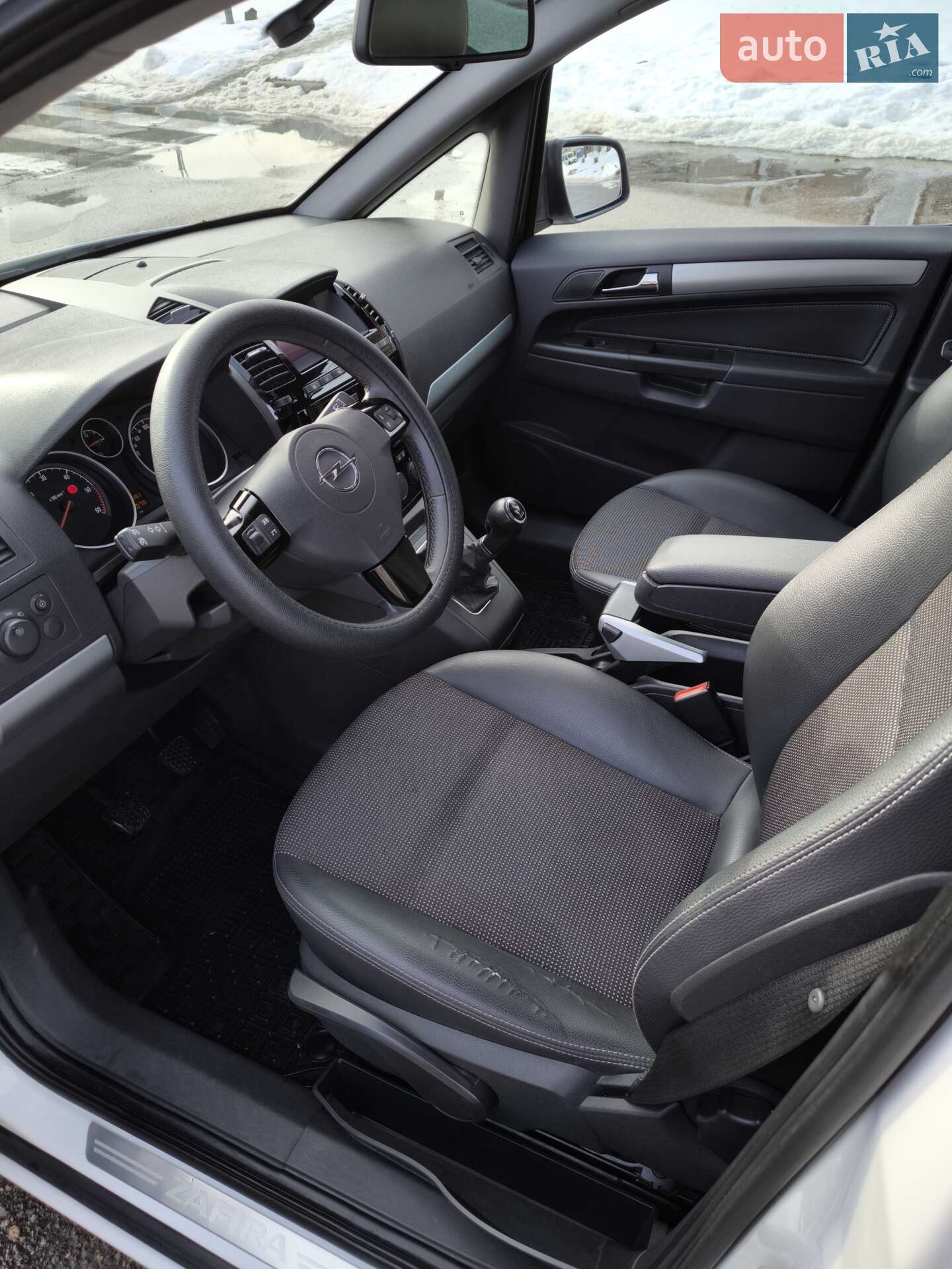 Opel Zafira 2010 VIN W0L0AHM75AG060350 фото оголошення 4 з 9