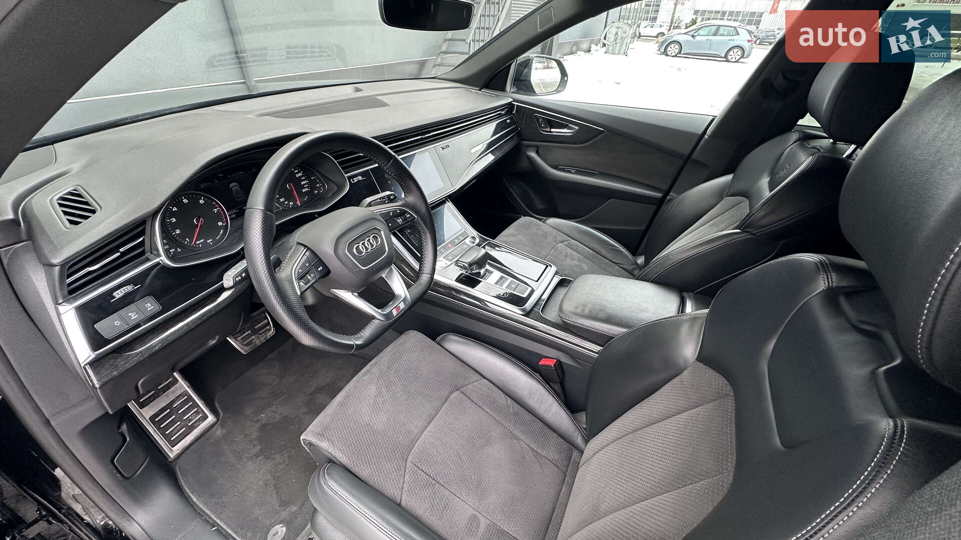 Audi Q8 2018 VIN WAUZZZF16KD006671 фото оголошення 9 з 21
