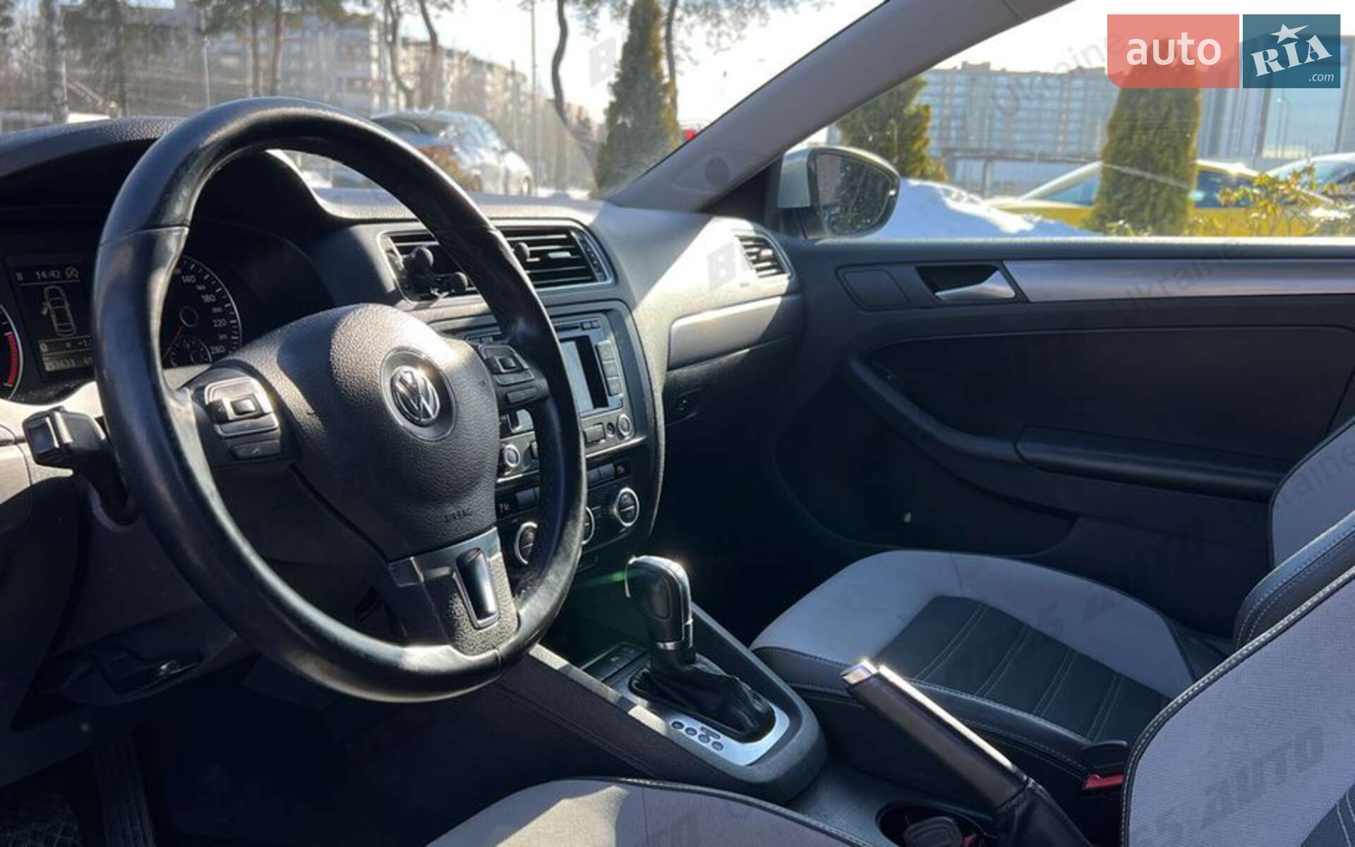 Volkswagen Jetta 2013 VIN WVWZZZ16ZDM001861 фото оголошення 3 з 19