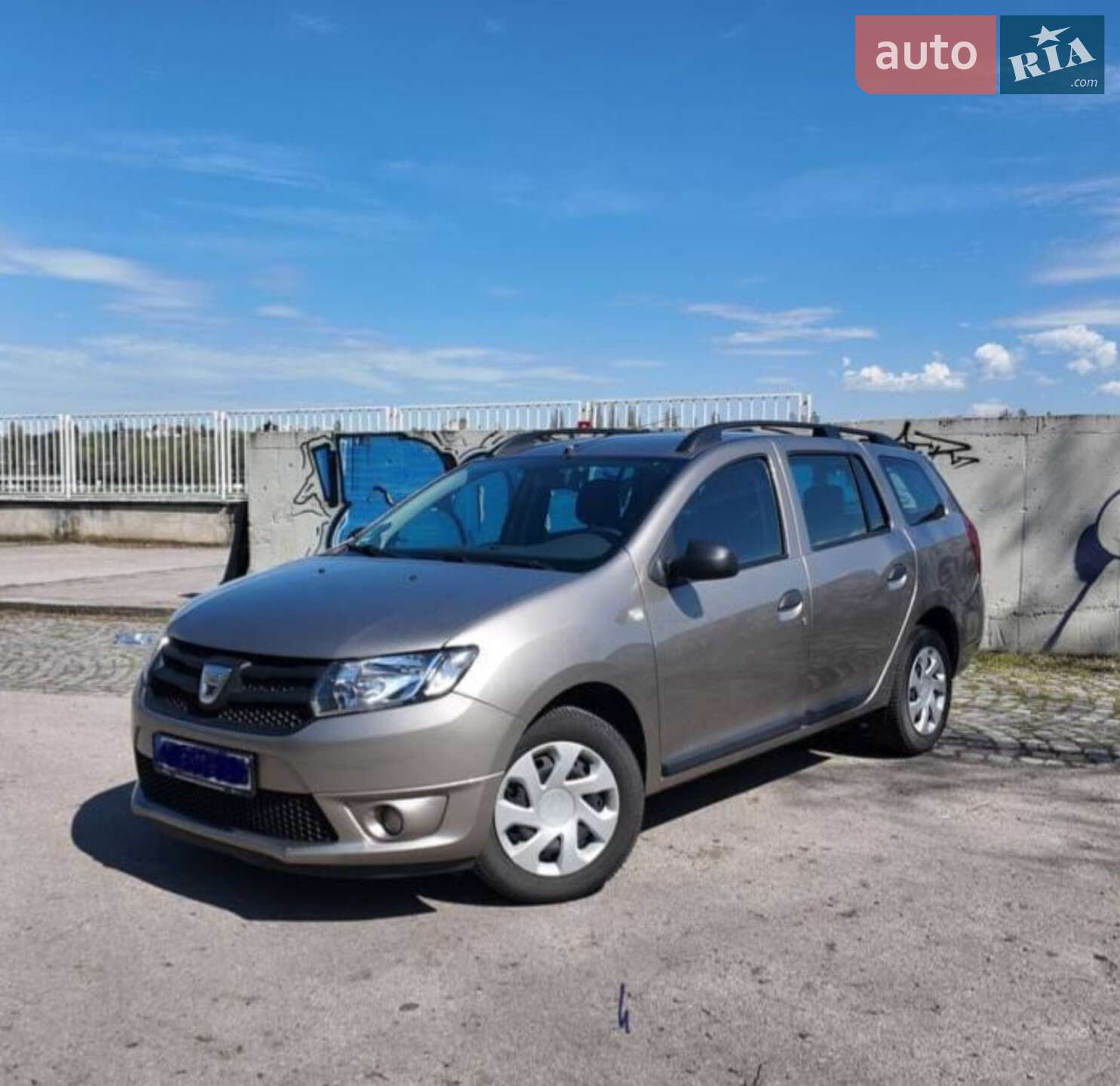 Dacia Logan MCV 2015 VIN UU17SDGG552620460 фото оголошення 2 з 5