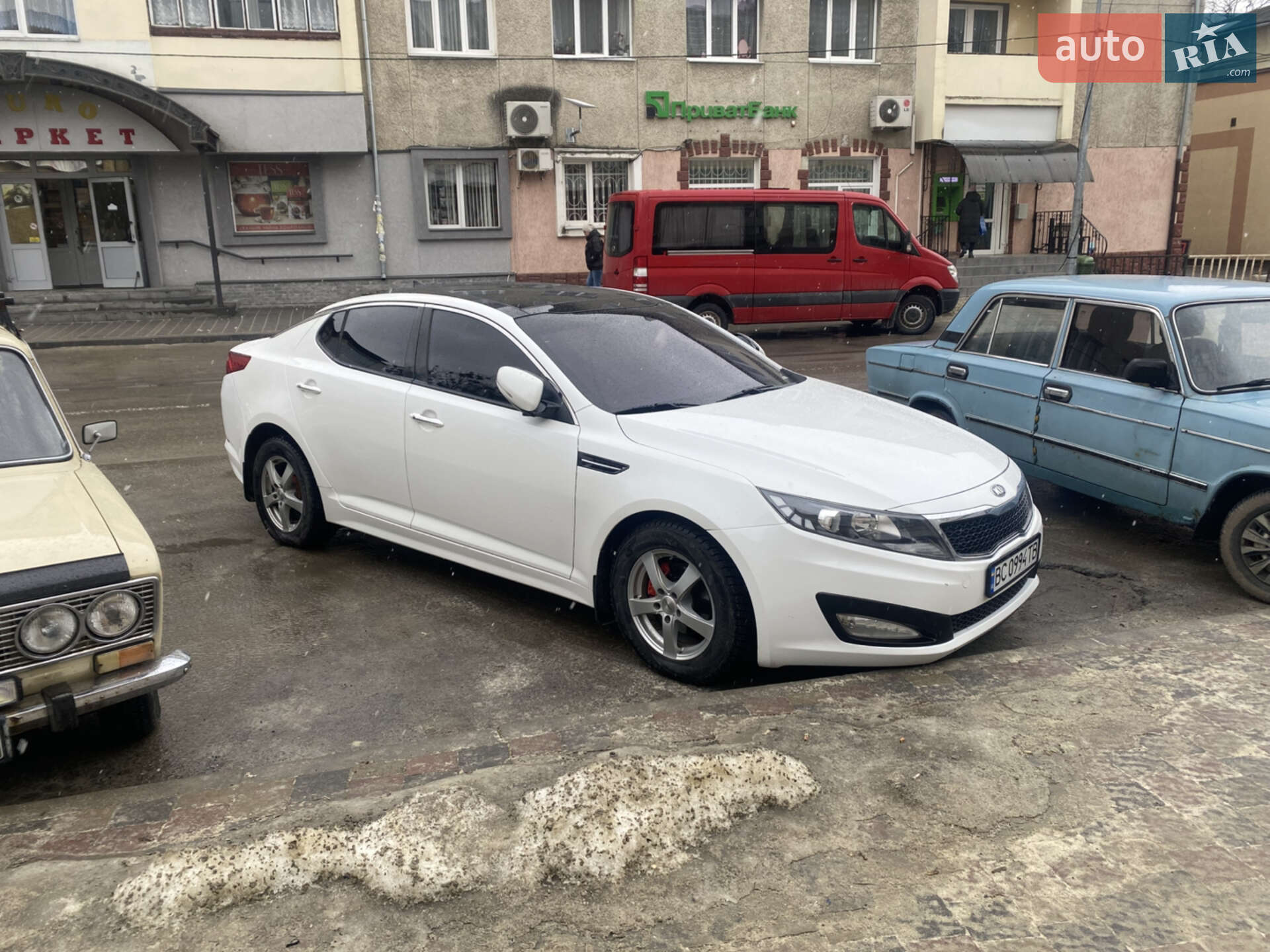 Kia K5 2011 VIN KNAGM418BCA197209 фото оголошення 13 з 14