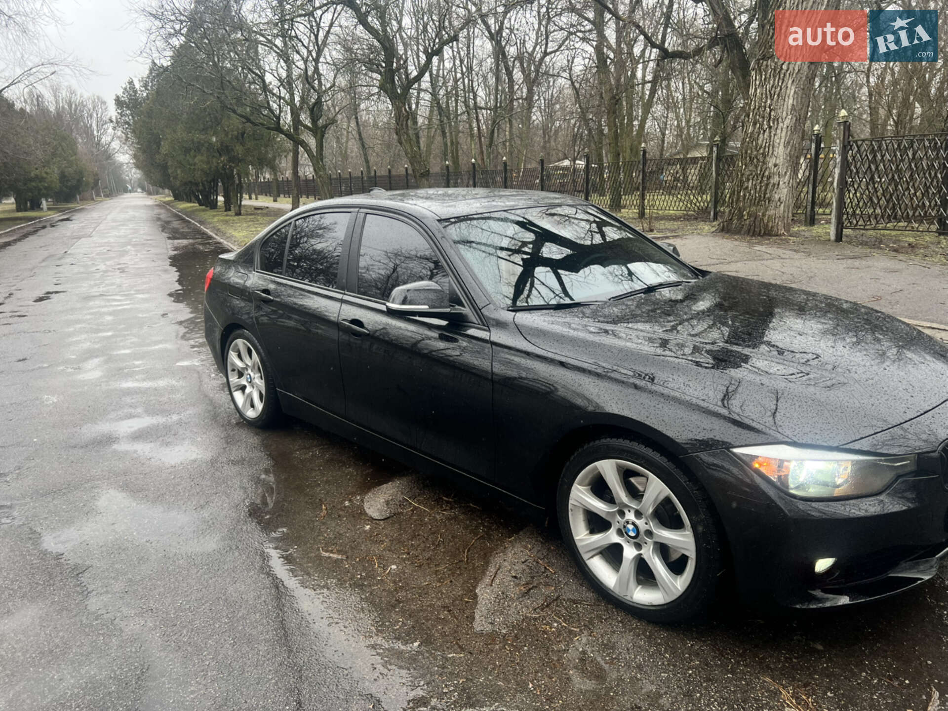 BMW 3 Series 2012 VIN WBA3C1G55DNR46516 фото оголошення 21 з 28