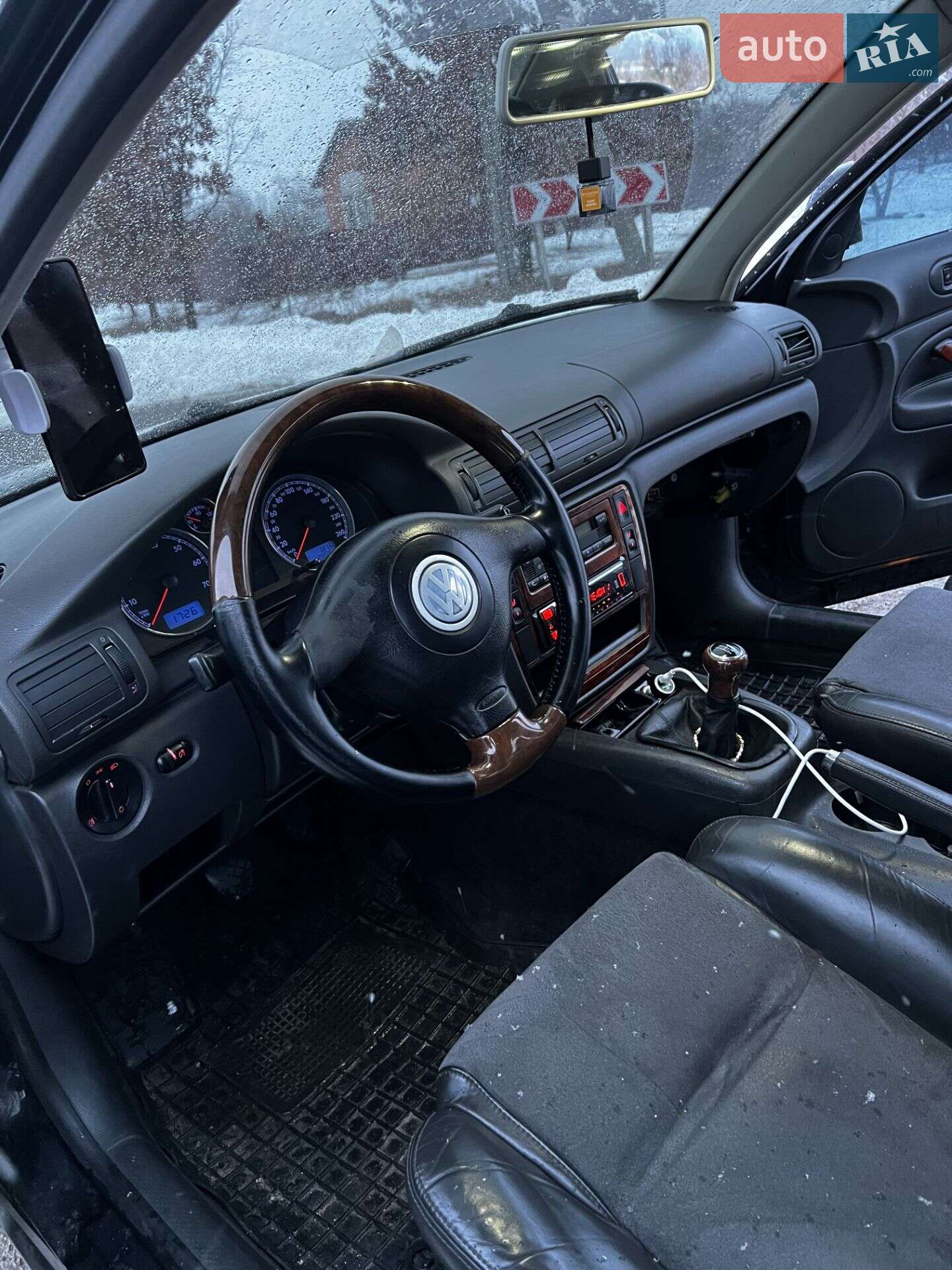 Volkswagen Passat 2005 VIN WVWZZZ3BZ5E106940 фото оголошення 3 з 6