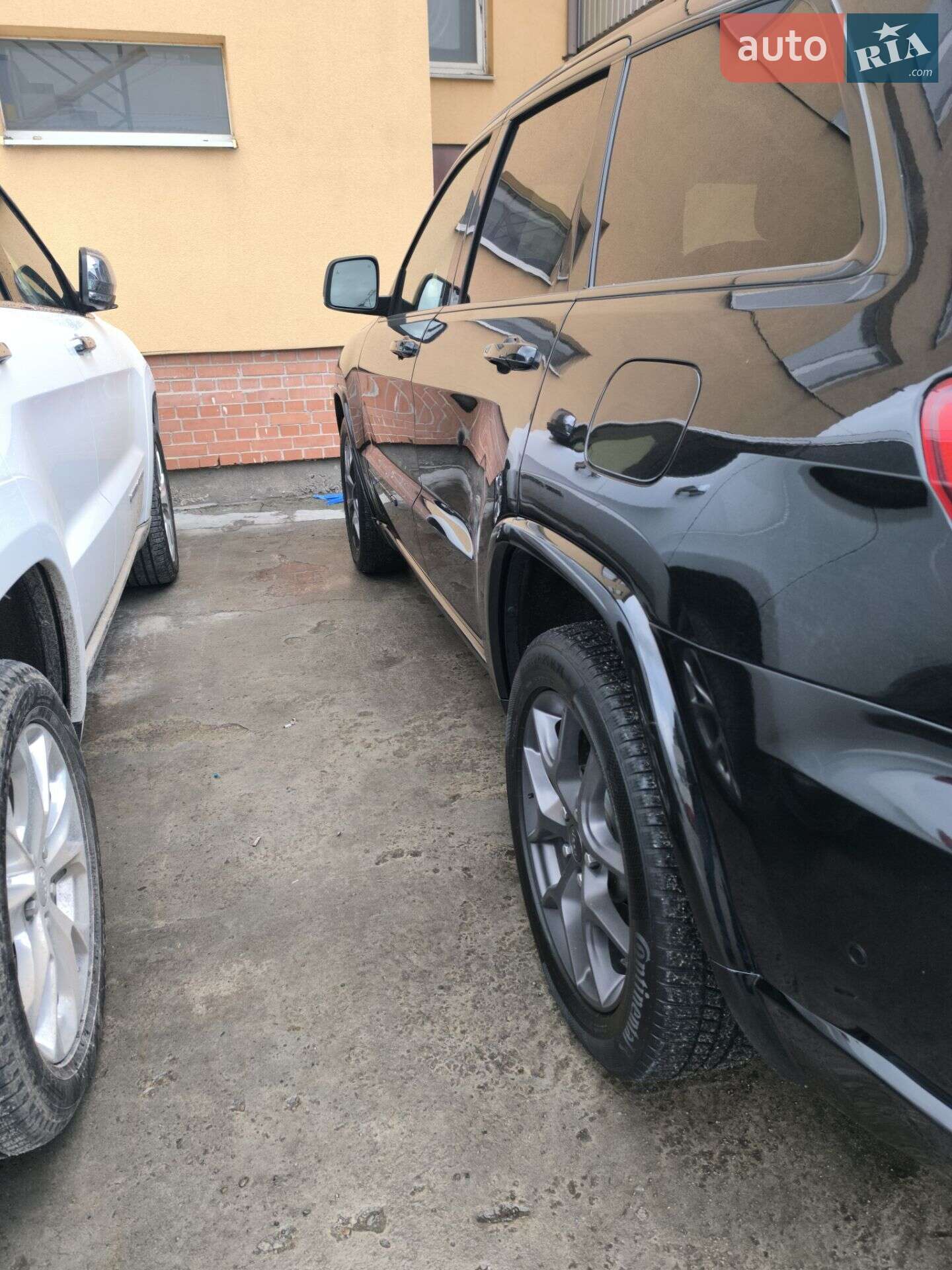 Jeep Grand Cherokee 2020 VIN 1C4RJFBG6MC500976 фото оголошення 21 з 46