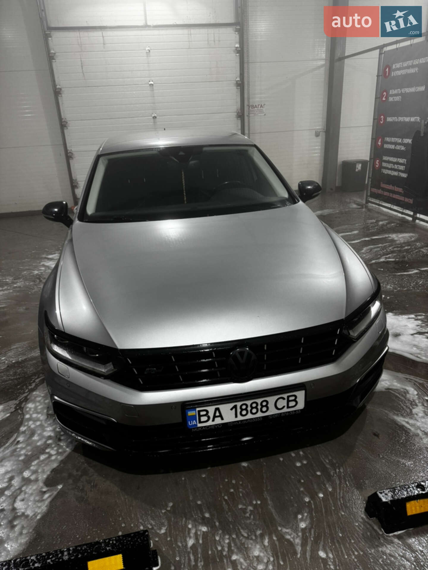 Volkswagen Passat 2017 VIN WVWZZZ3CZHE144209 фото оголошення 2 з 19