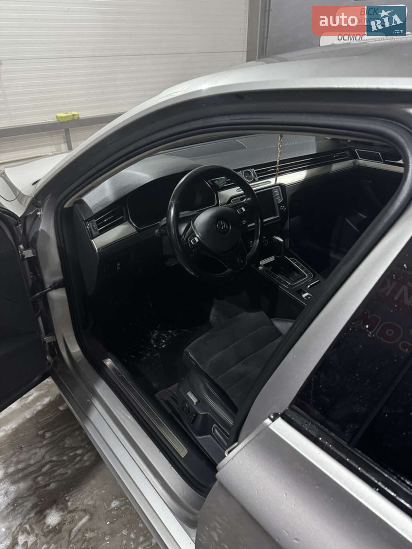 Volkswagen Passat 2017 VIN WVWZZZ3CZHE144209 фото оголошення 12 з 19