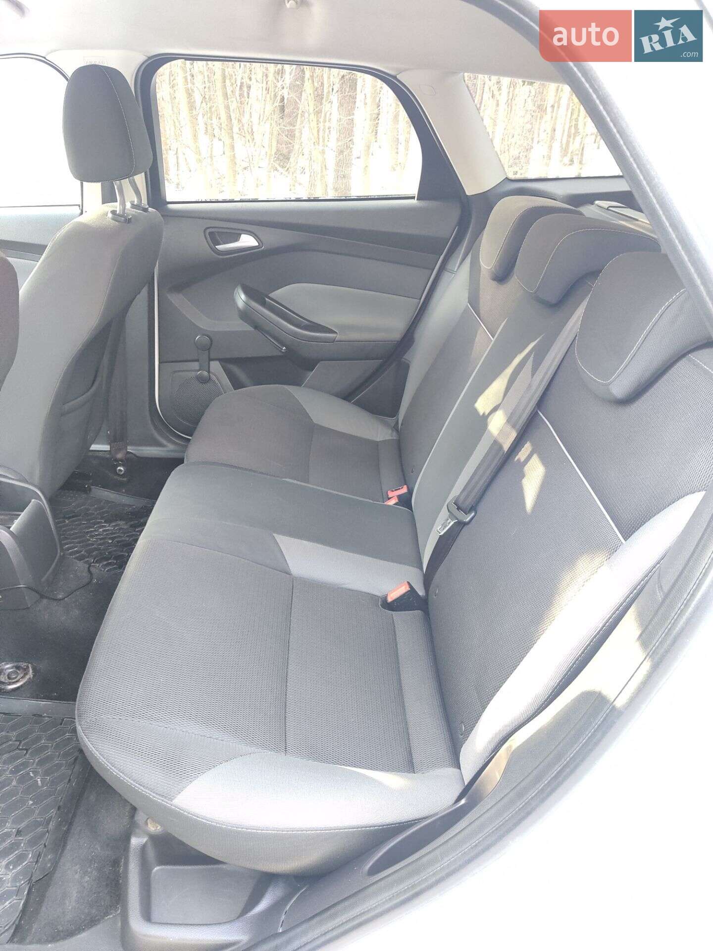 Ford Focus 2013 VIN WF0LXXGCBLDK83832 фото оголошення 5 з 12