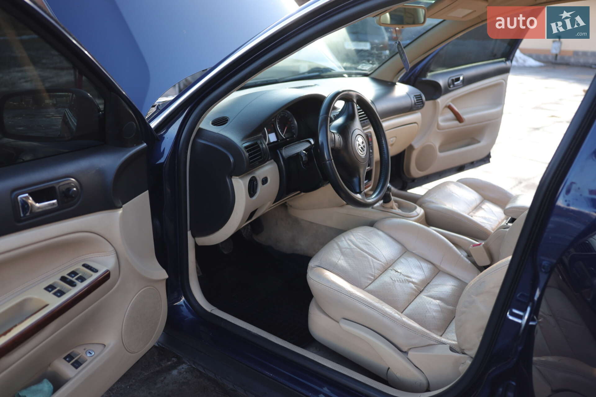 Volkswagen Passat 2001 VIN WVWZZZ3BZ1P266020 фото оголошення 21 з 26