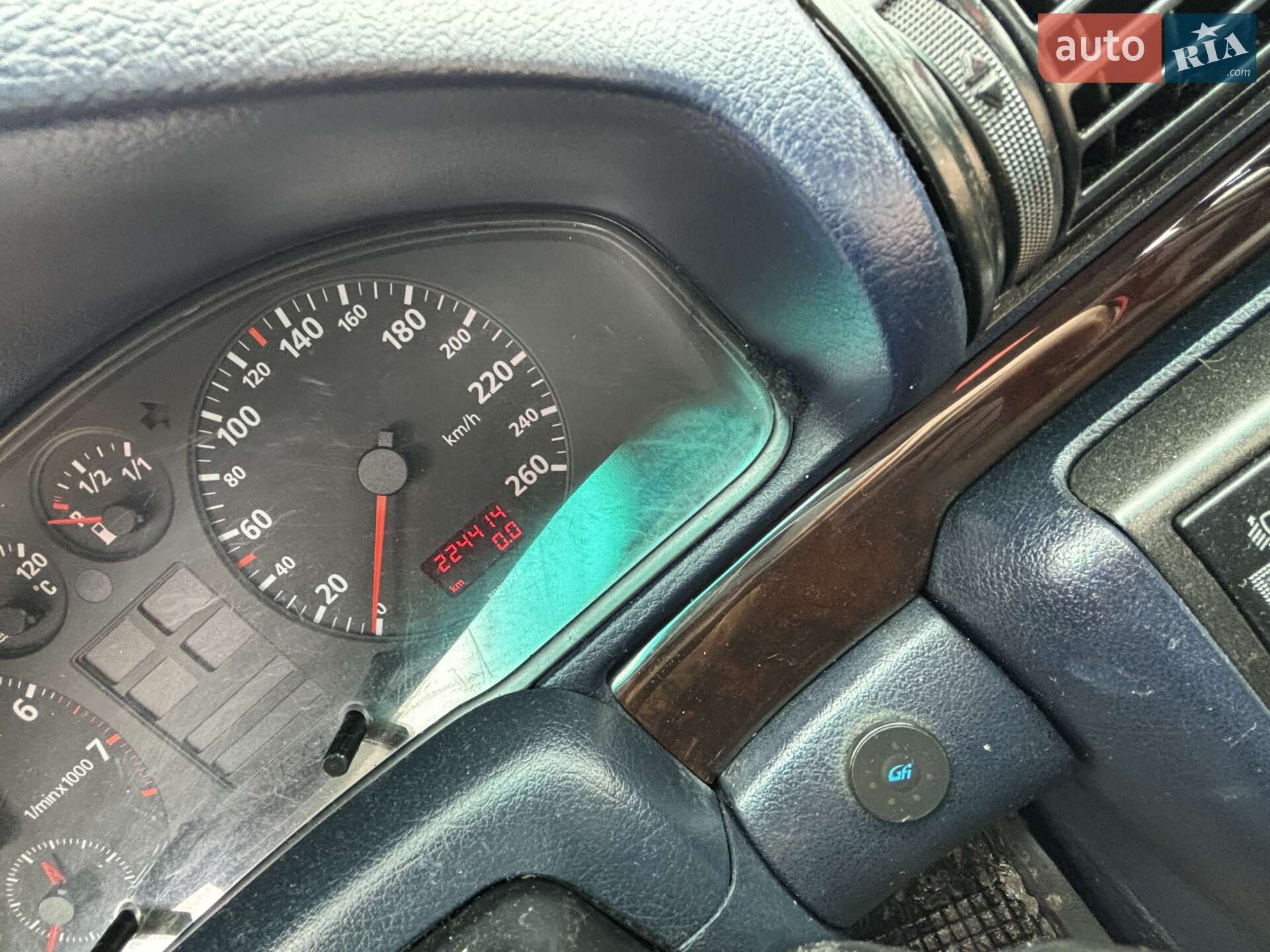 Audi A4 1995 VIN WAUZZZ8DZSA026617 фото оголошення 3 з 7