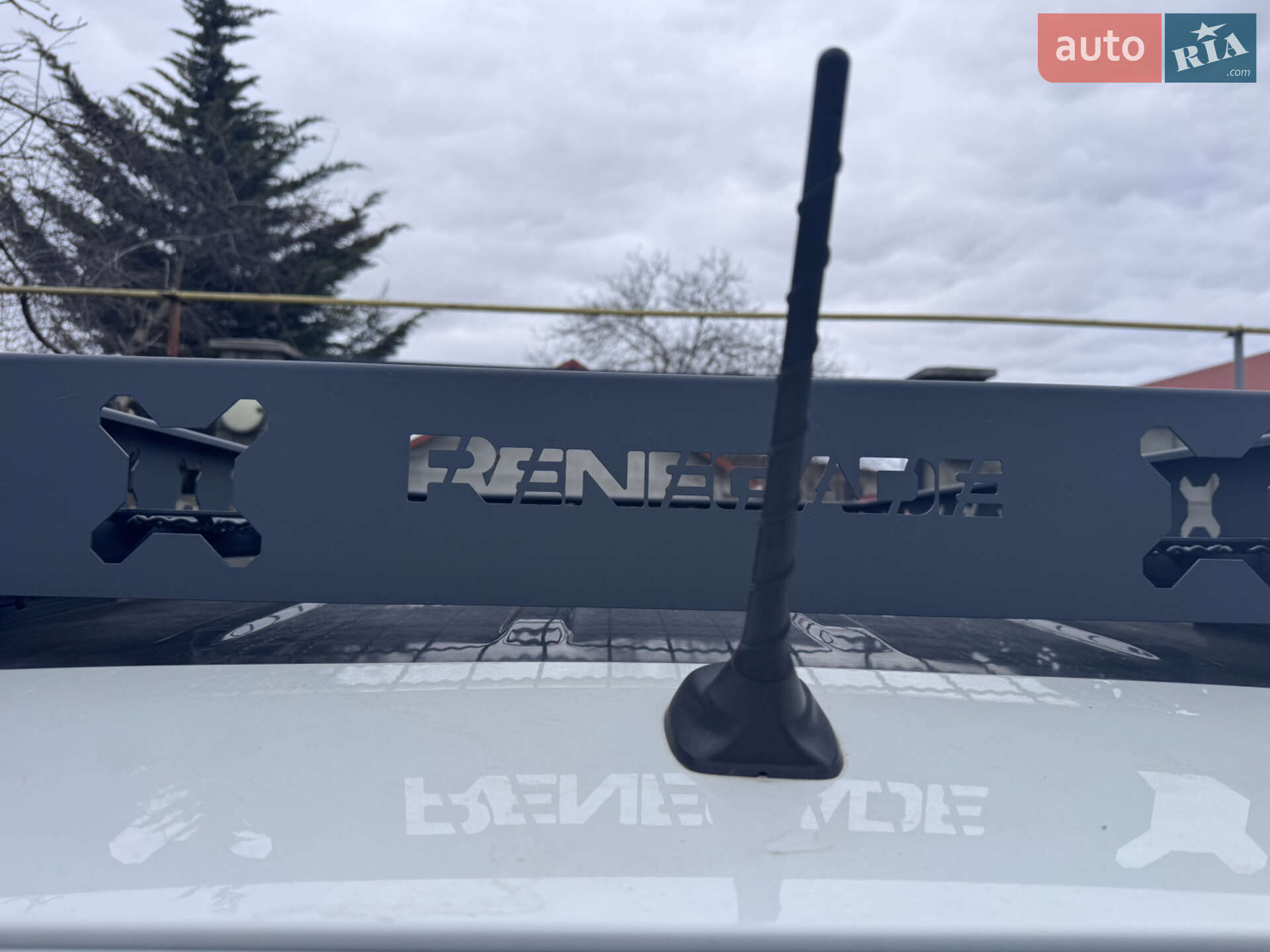 Jeep Renegade 2016 VIN ZACCJBCT3GPD46270 фото оголошення 11 з 15