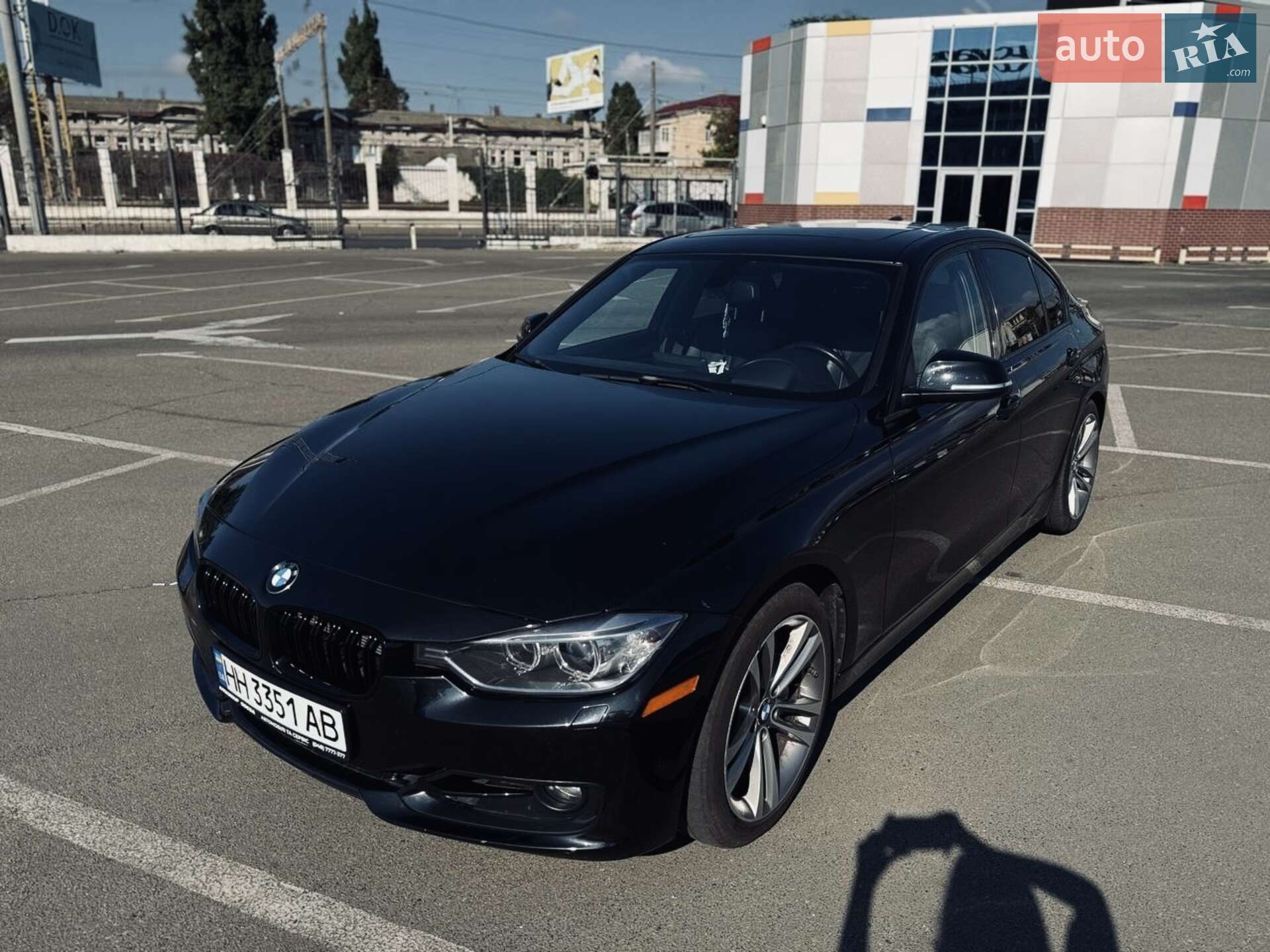 BMW 3 Series 2012 VIN WBA3A9G57DNP37038 фото оголошення 11 з 15