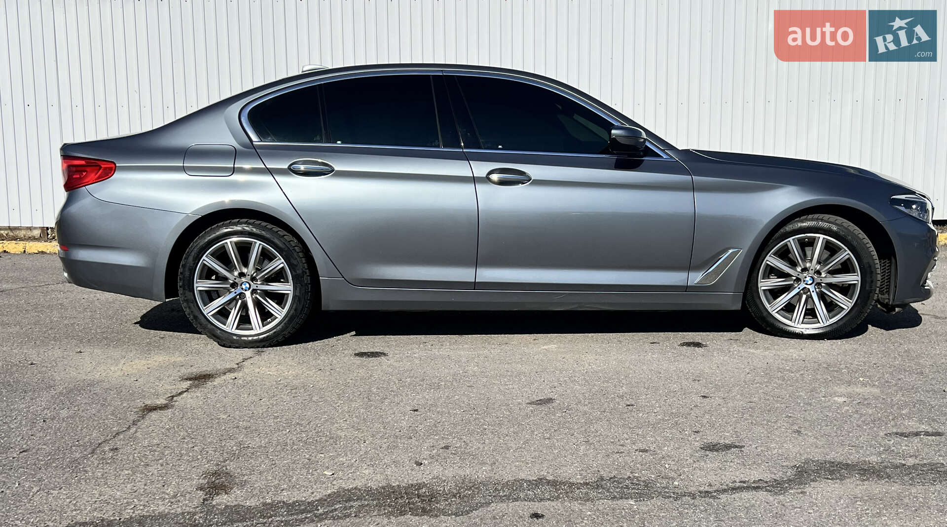 BMW 5 Series 2017 VIN WBAJC51020G850398 фото оголошення 5 з 30