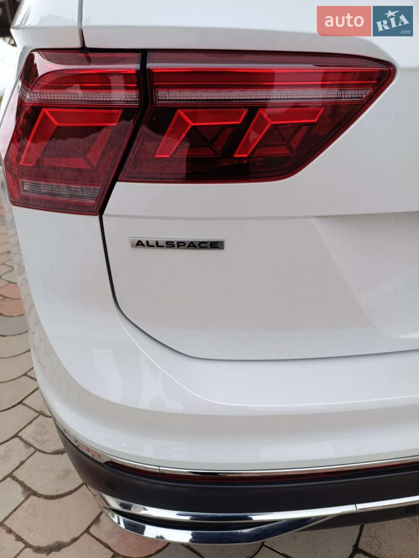 Volkswagen Tiguan 2022 VIN WVGZZZ5NZNM136690 фото оголошення 16 з 47