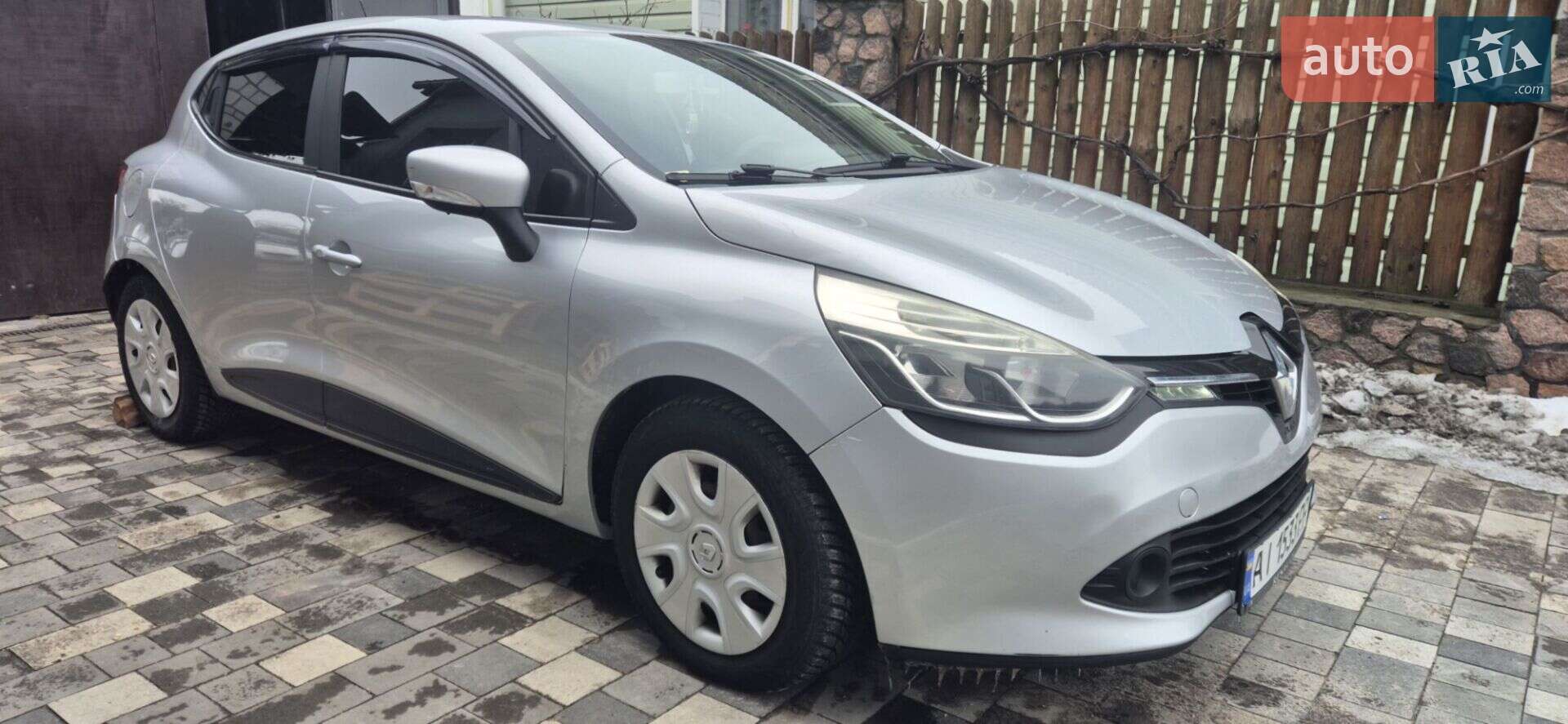 Renault Clio 2013 VIN VF15RJL0H49600953 фото оголошення 2 з 34