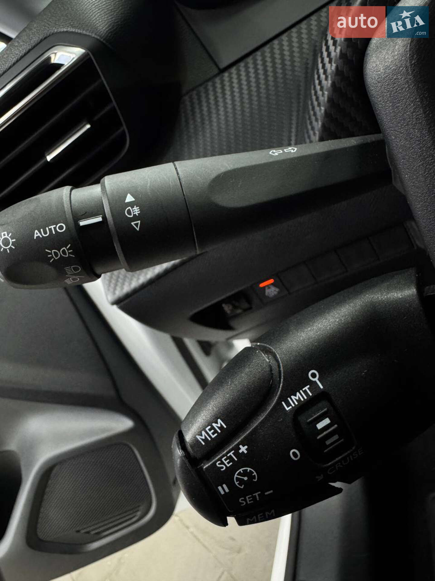 Peugeot e-208 2021 VIN VR3UHZKXZMT080126 фото оголошення 18 з 28