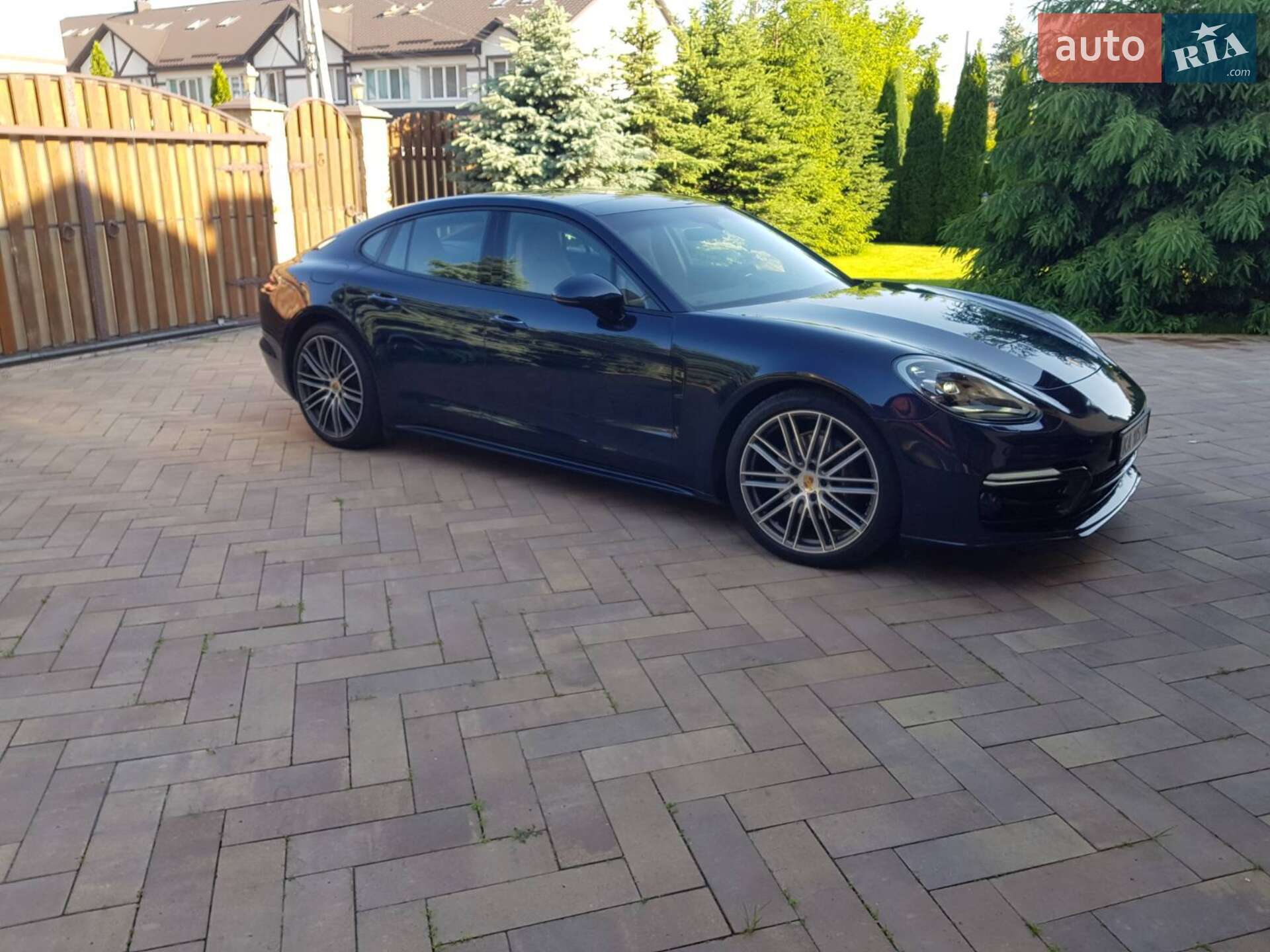 Porsche Panamera 2017 VIN WP0AA2A71JL100990 фото оголошення 6 з 23